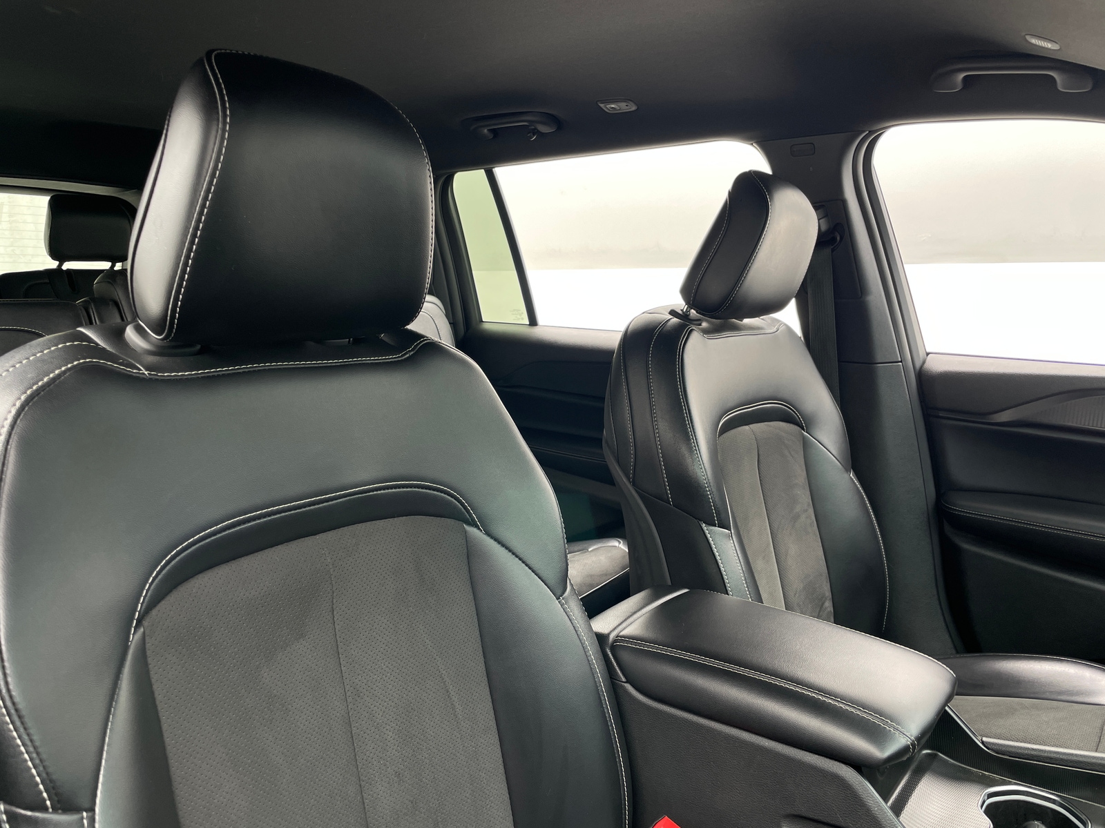 Thumbnail: 2024 Jeep Grand Cherokee L - 2