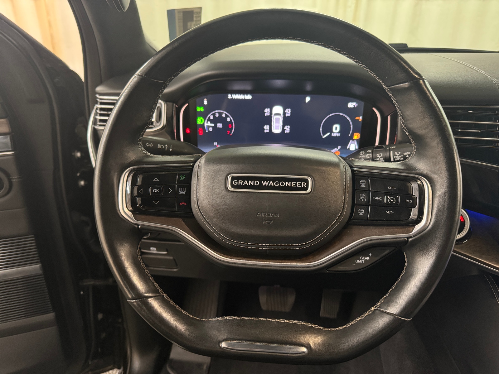 Thumbnail: 2023 Jeep Grand Wagoneer - 4