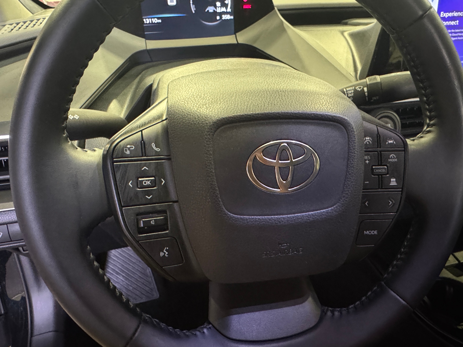 Thumbnail: 2025 Toyota Prius - 5