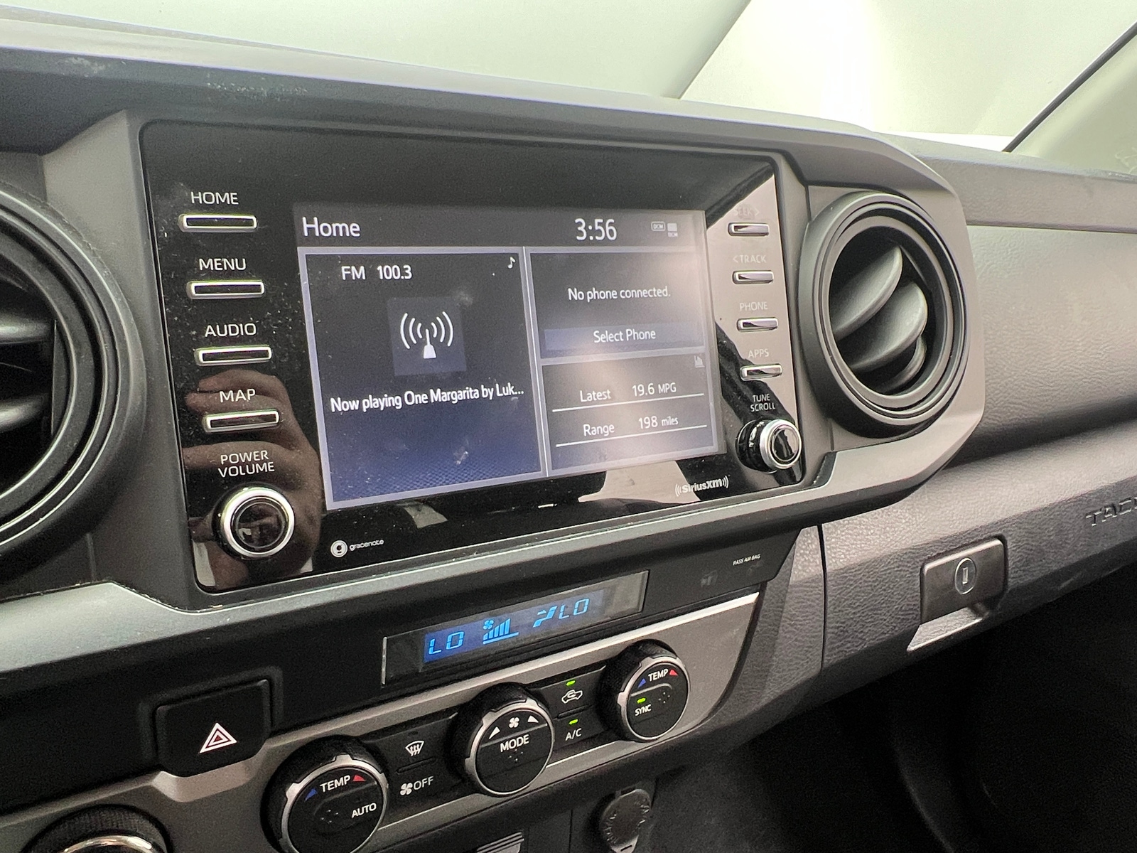 Thumbnail: 2022 Toyota Tacoma - 4