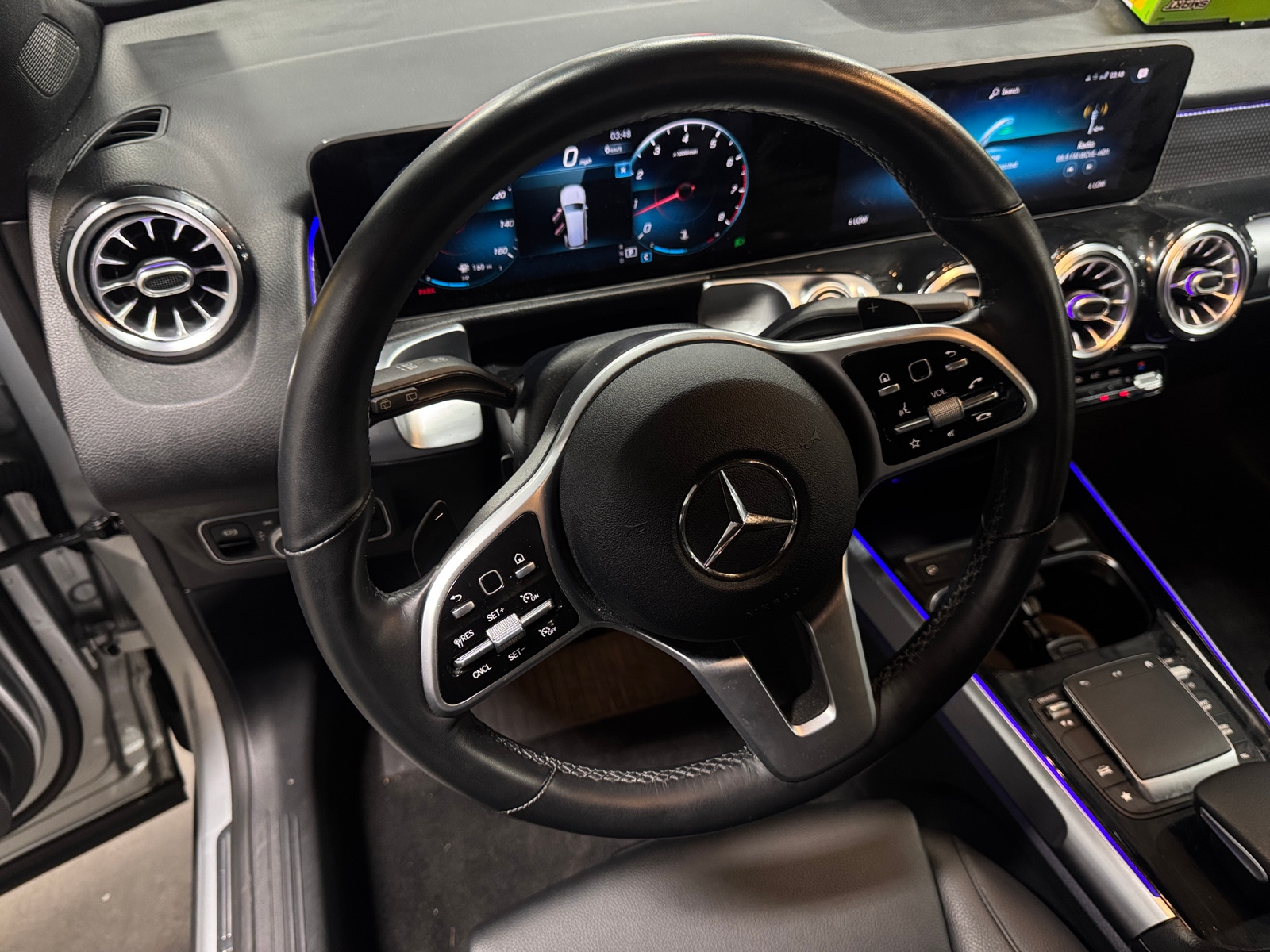 Thumbnail: 2021 Mercedes-Benz GLB - 4