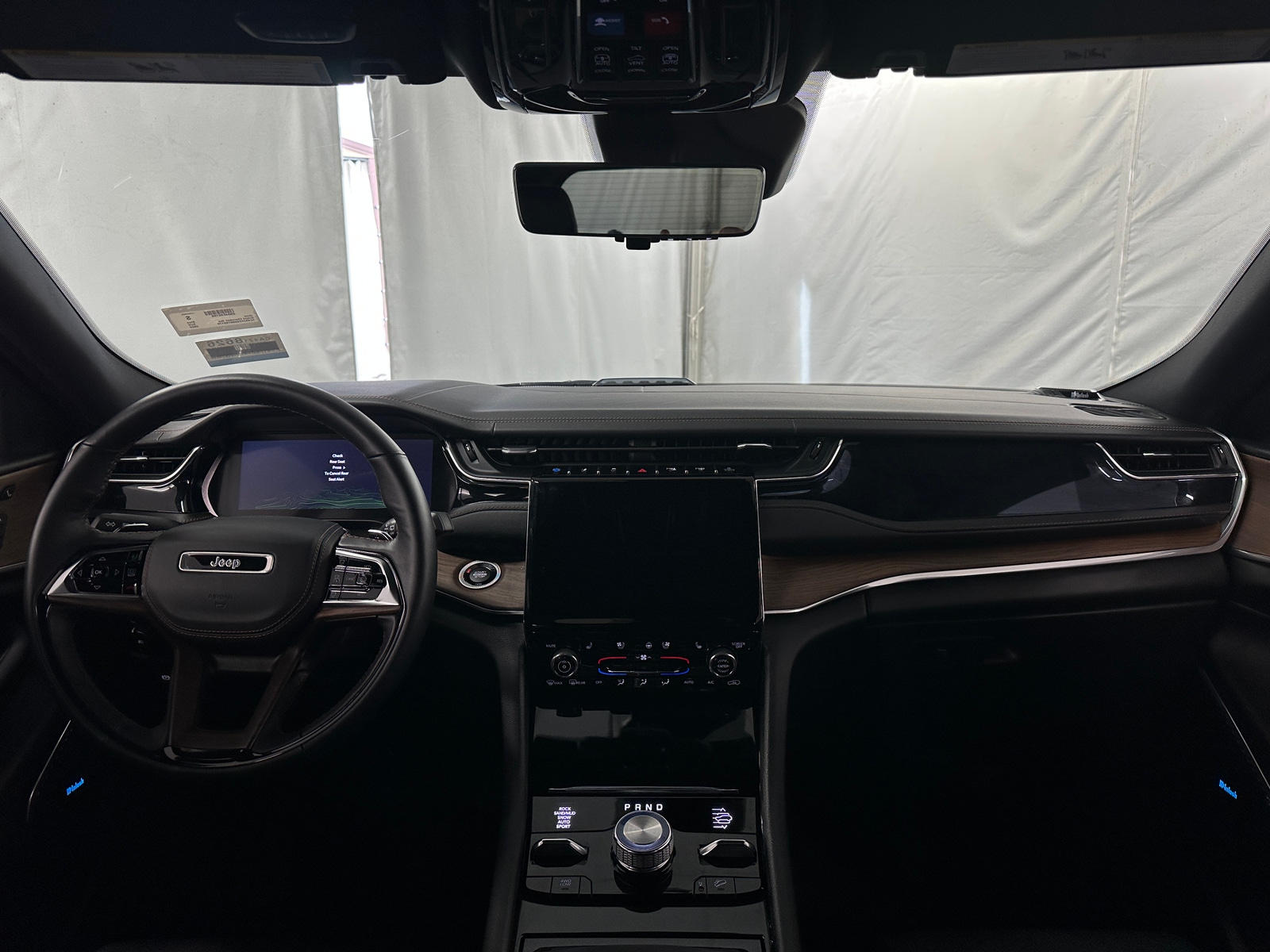 Thumbnail: 2022 Jeep Grand Cherokee - 2