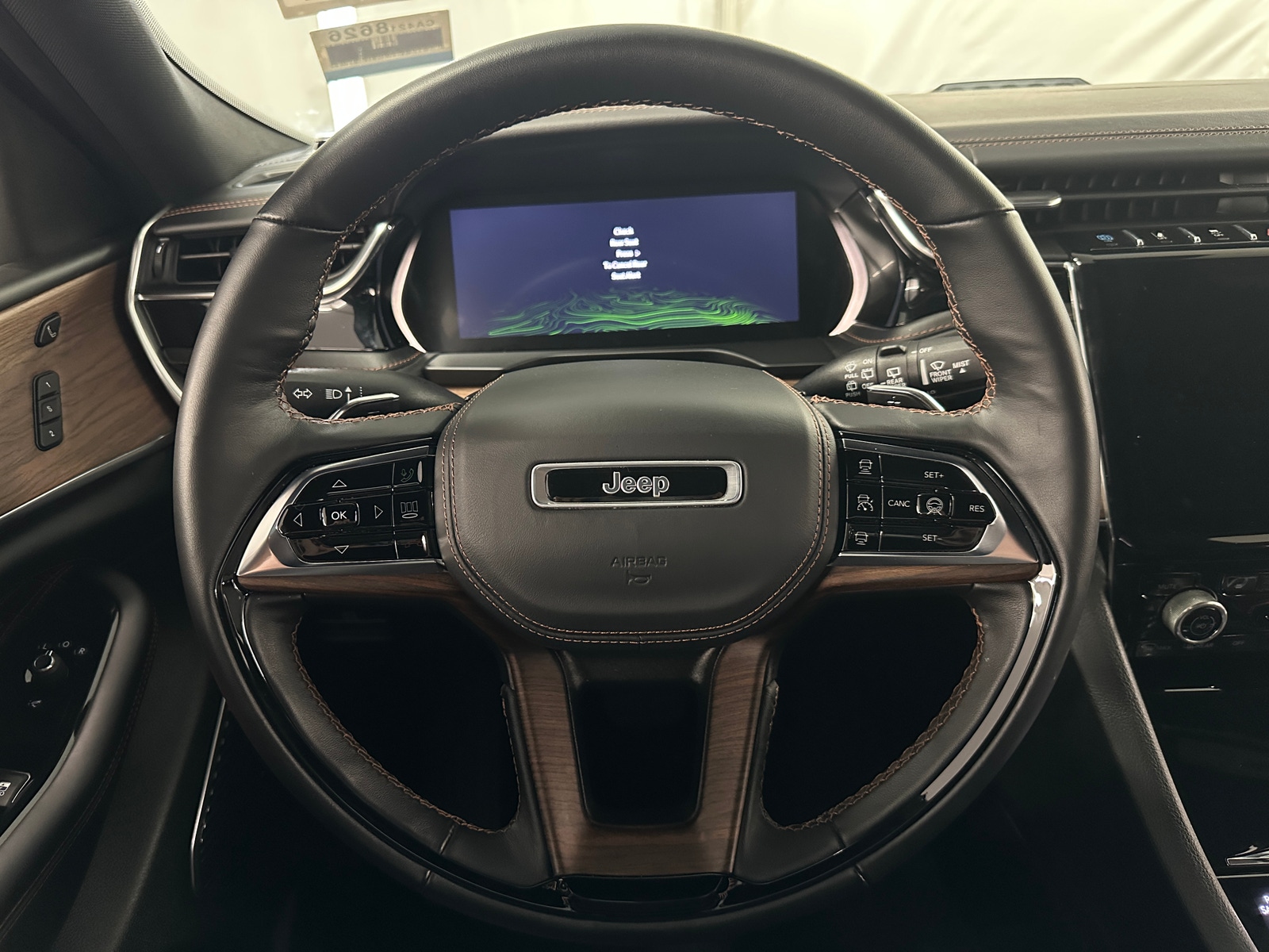 Thumbnail: 2022 Jeep Grand Cherokee - 4