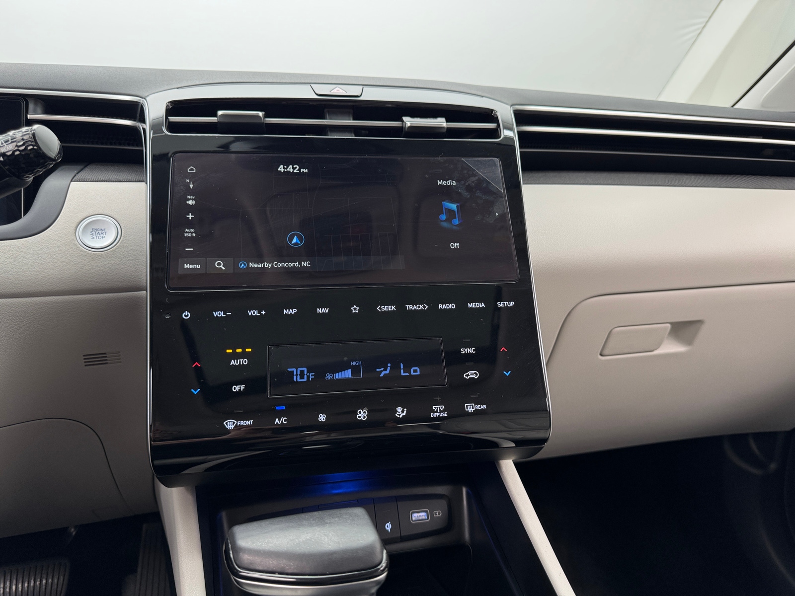 Thumbnail: 2024 Hyundai Tucson - 4