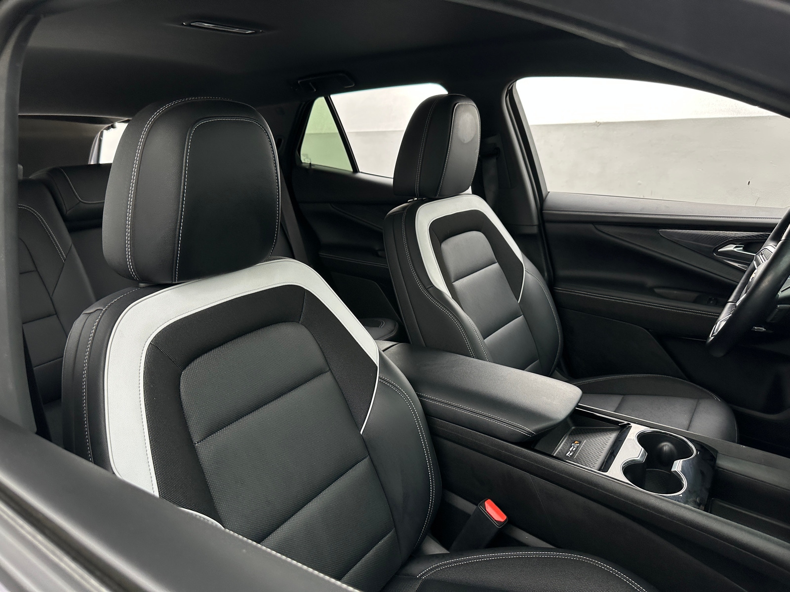 Thumbnail: 2024 Chevrolet Blazer EV - 2