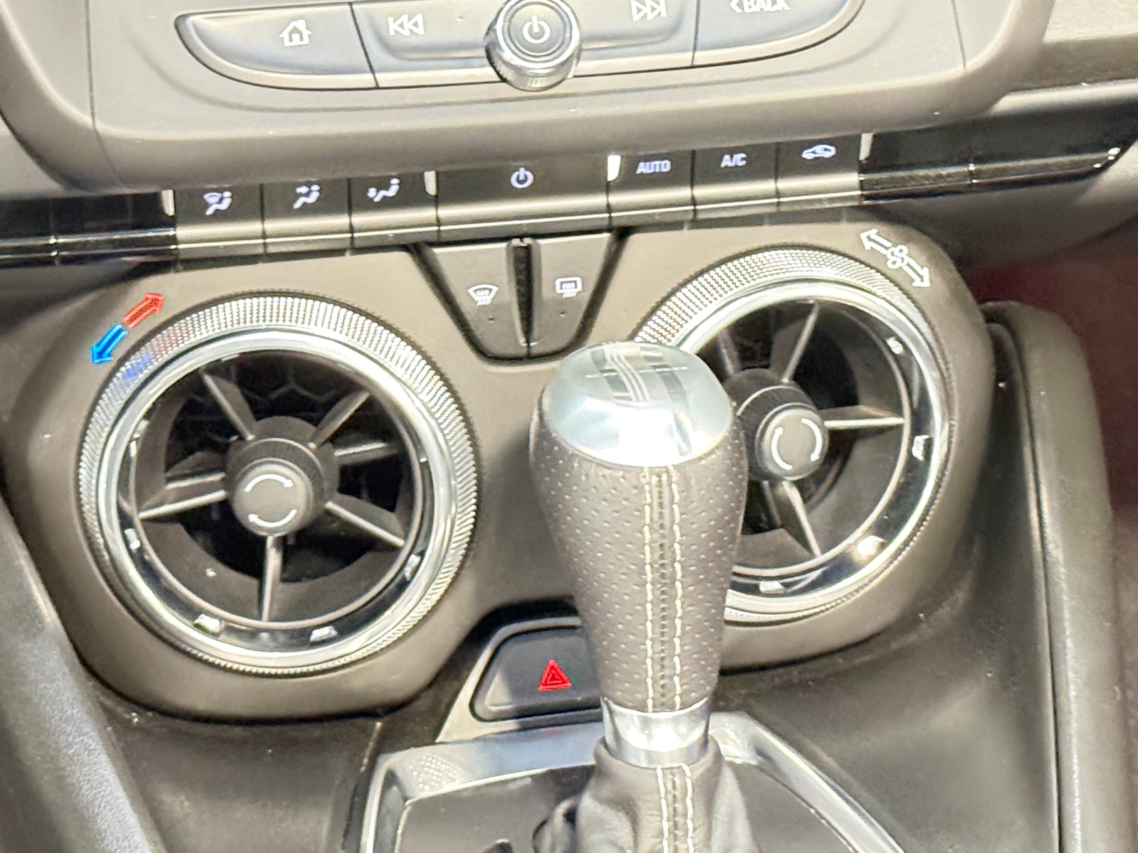 Thumbnail: 2022 Chevrolet Camaro - 4