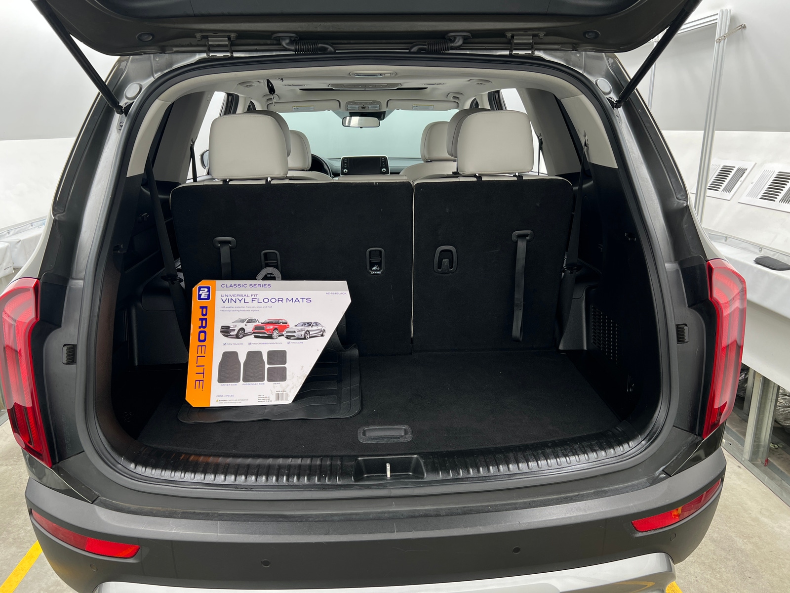 Thumbnail: 2020 Kia Telluride - 6