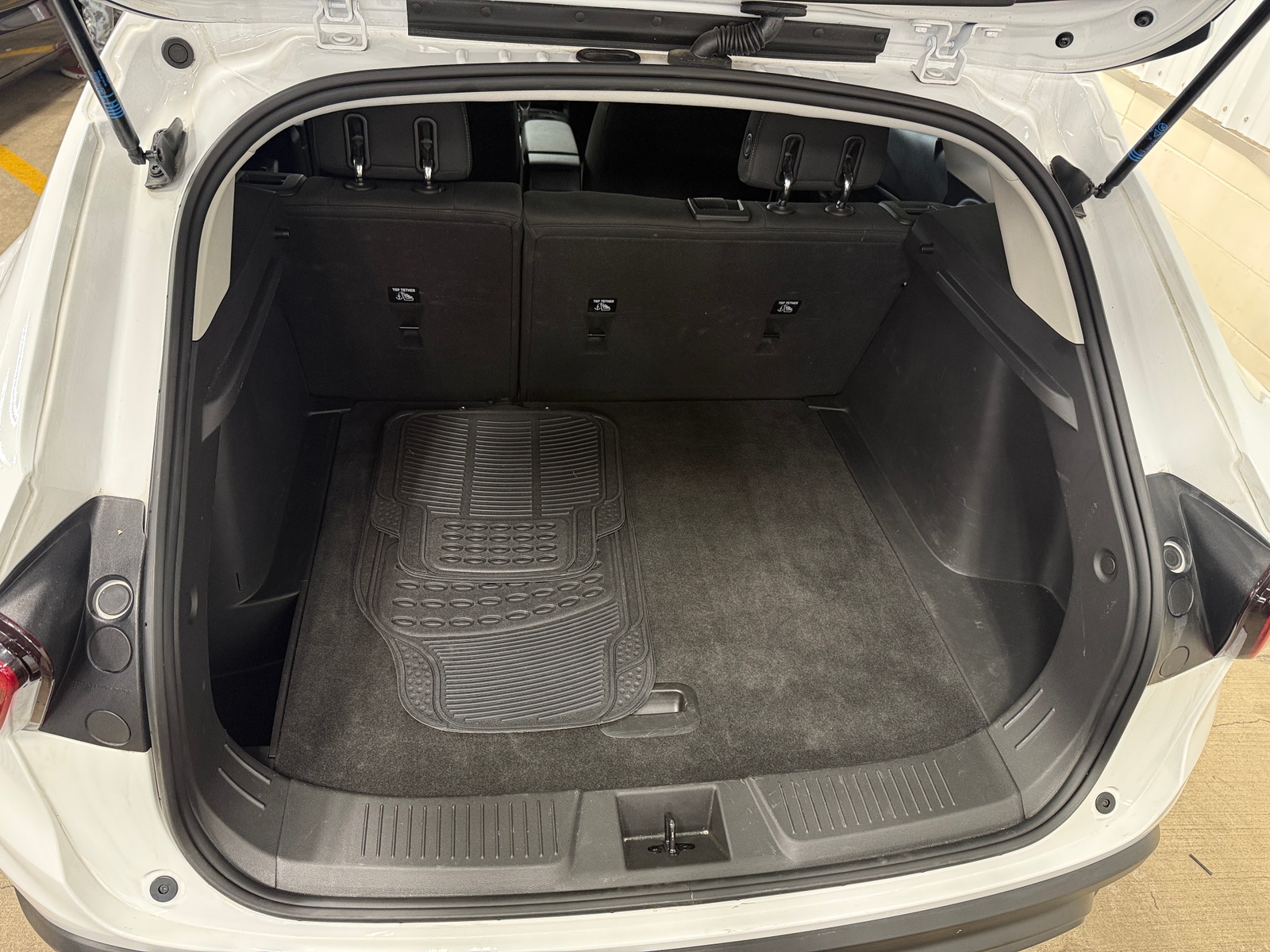 Thumbnail: 2025 Chevrolet Trax - 7