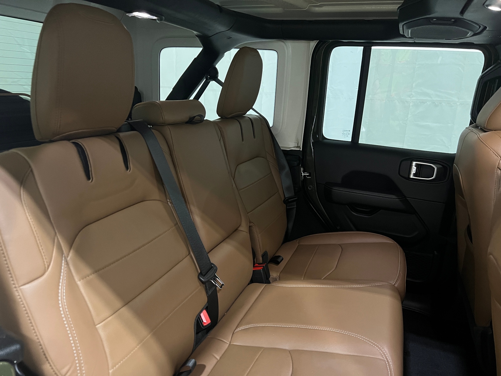 Thumbnail: 2022 Jeep Wrangler - 5