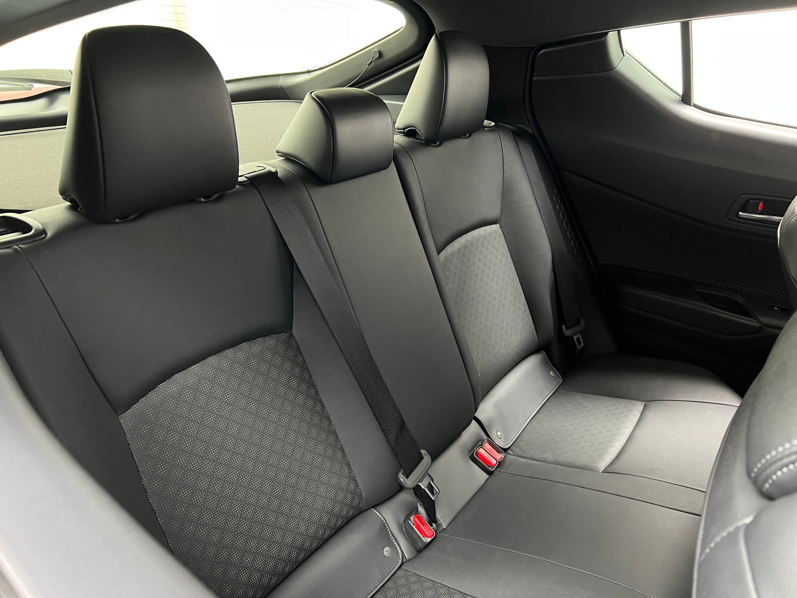 Thumbnail: 2019 Toyota C-HR - 6