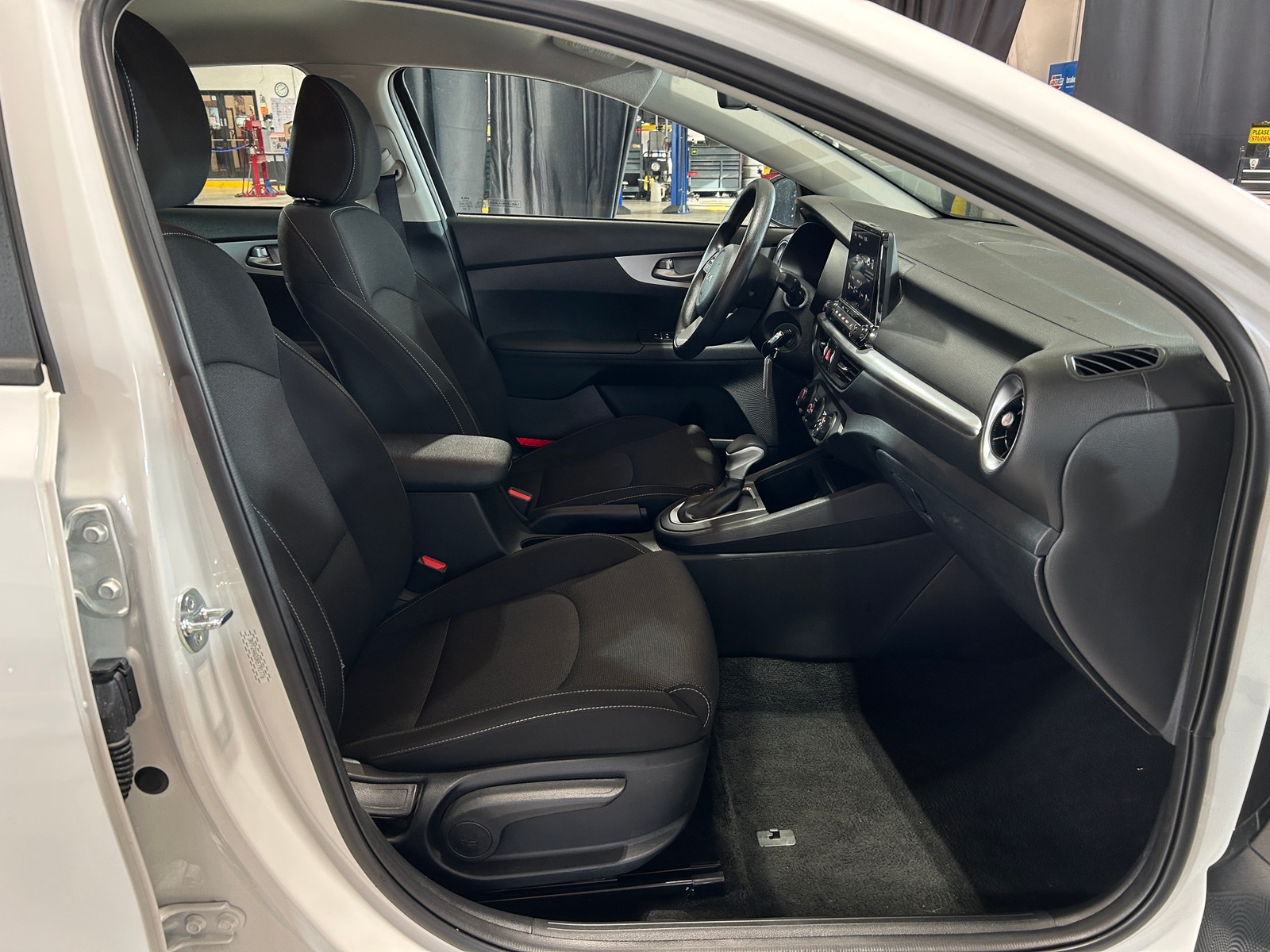 Thumbnail: 2024 Kia Forte - 2