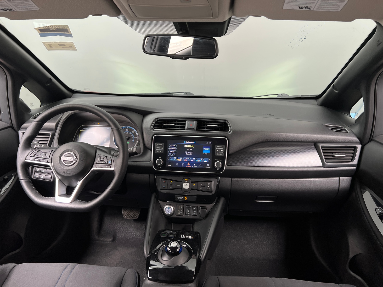 Thumbnail: 2024 Nissan Leaf - 3