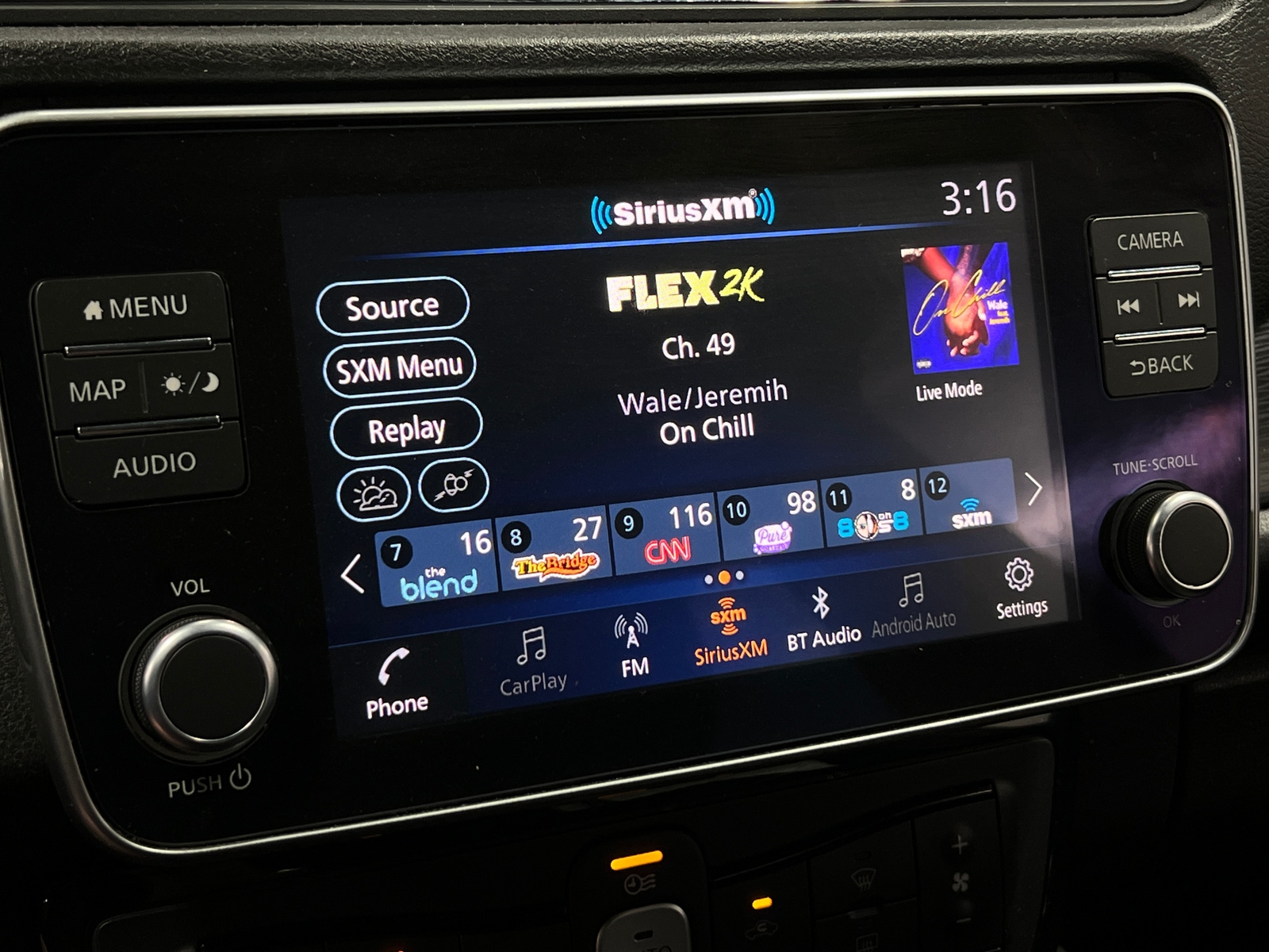 Thumbnail: 2024 Nissan Leaf - 4