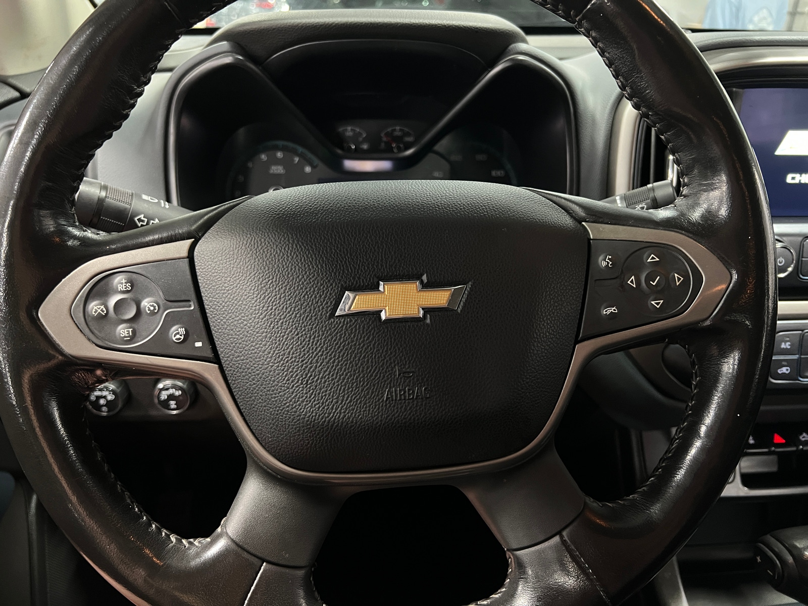 Thumbnail: 2019 Chevrolet Colorado - 4