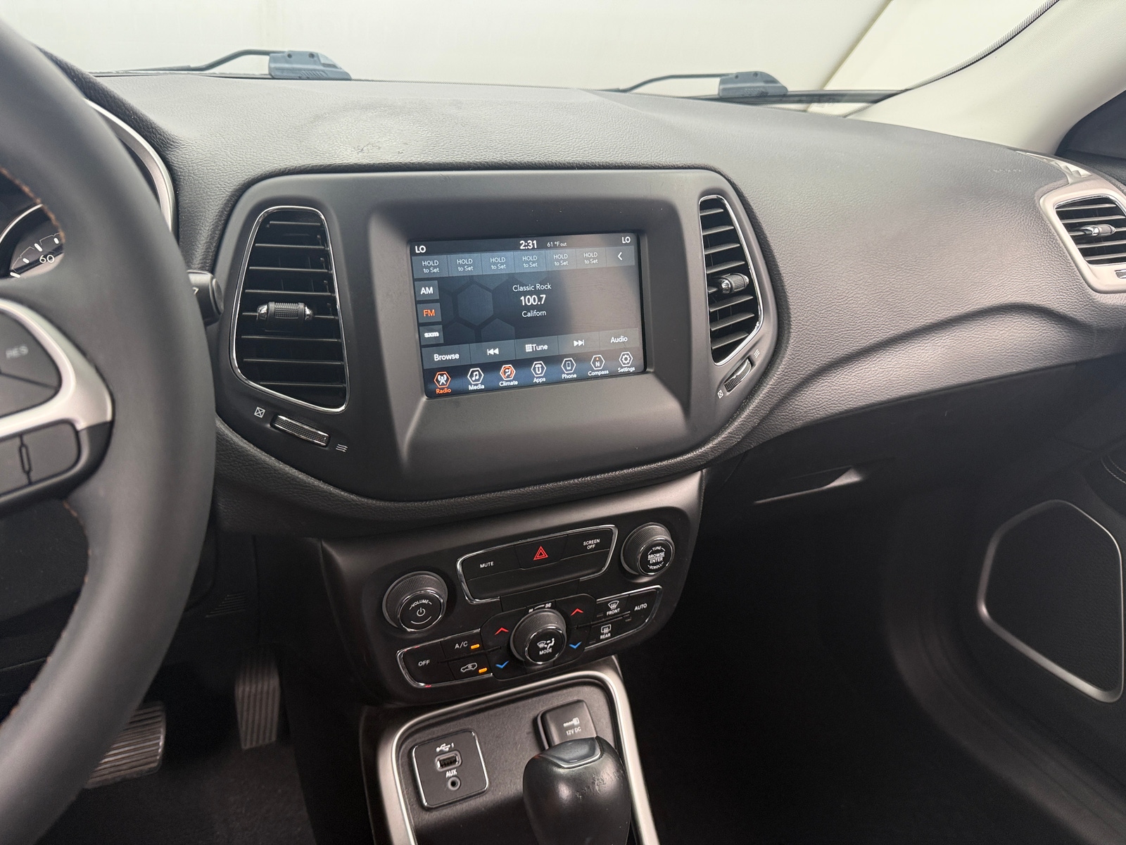 Thumbnail: 2021 Jeep Compass - 4