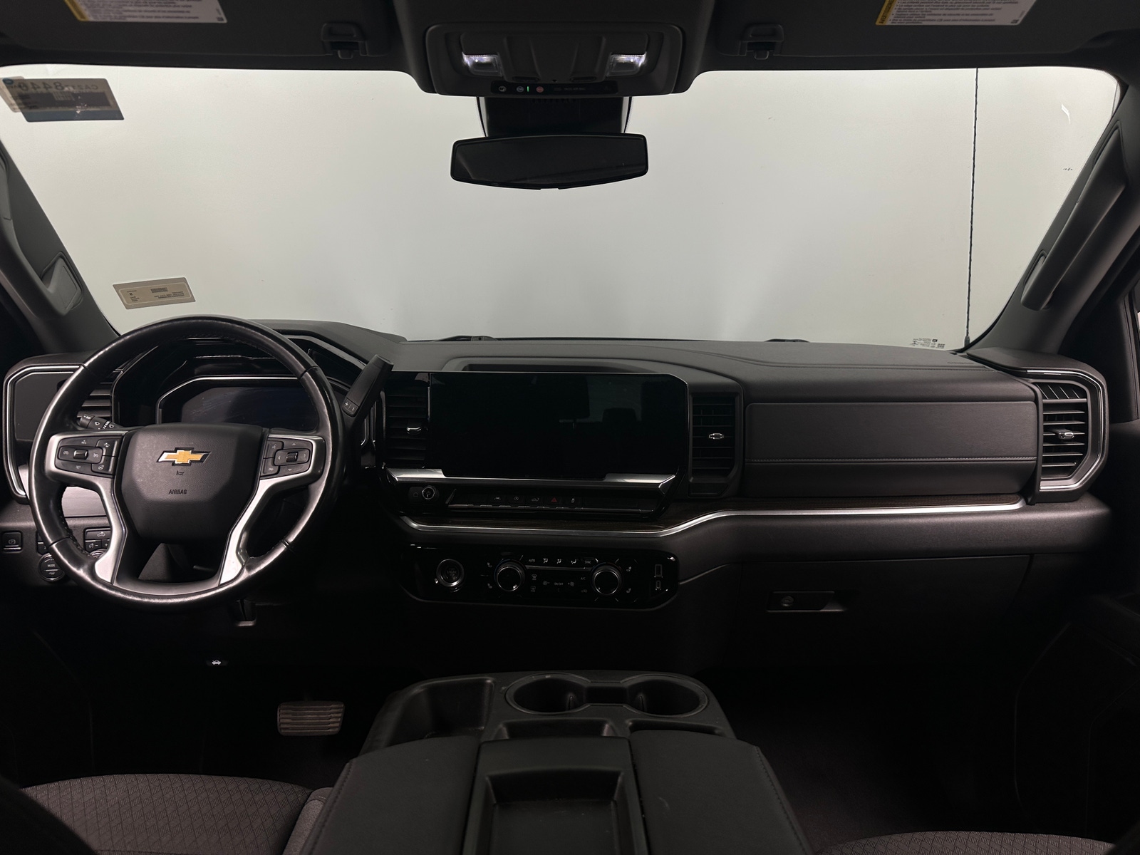 Thumbnail: 2022 Chevrolet Silverado 1500 - 3