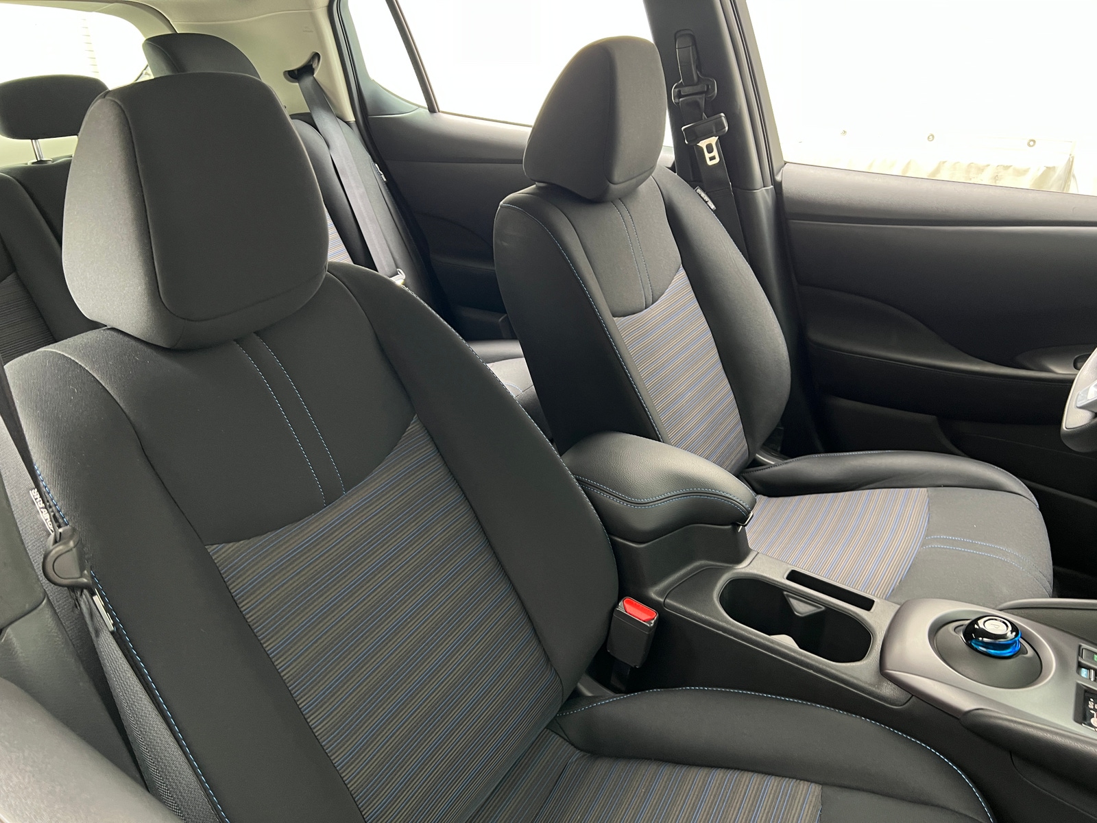 Thumbnail: 2025 Nissan Leaf - 2