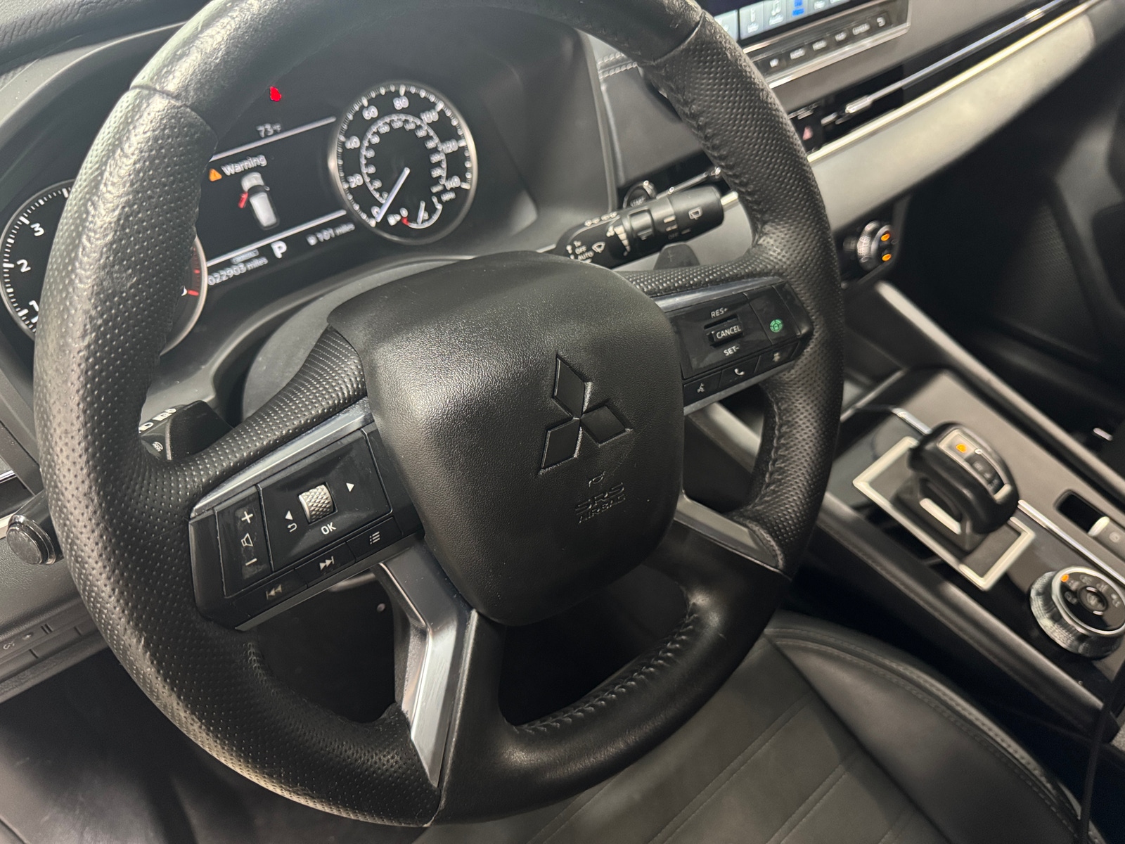 Thumbnail: 2022 Mitsubishi Outlander - 5