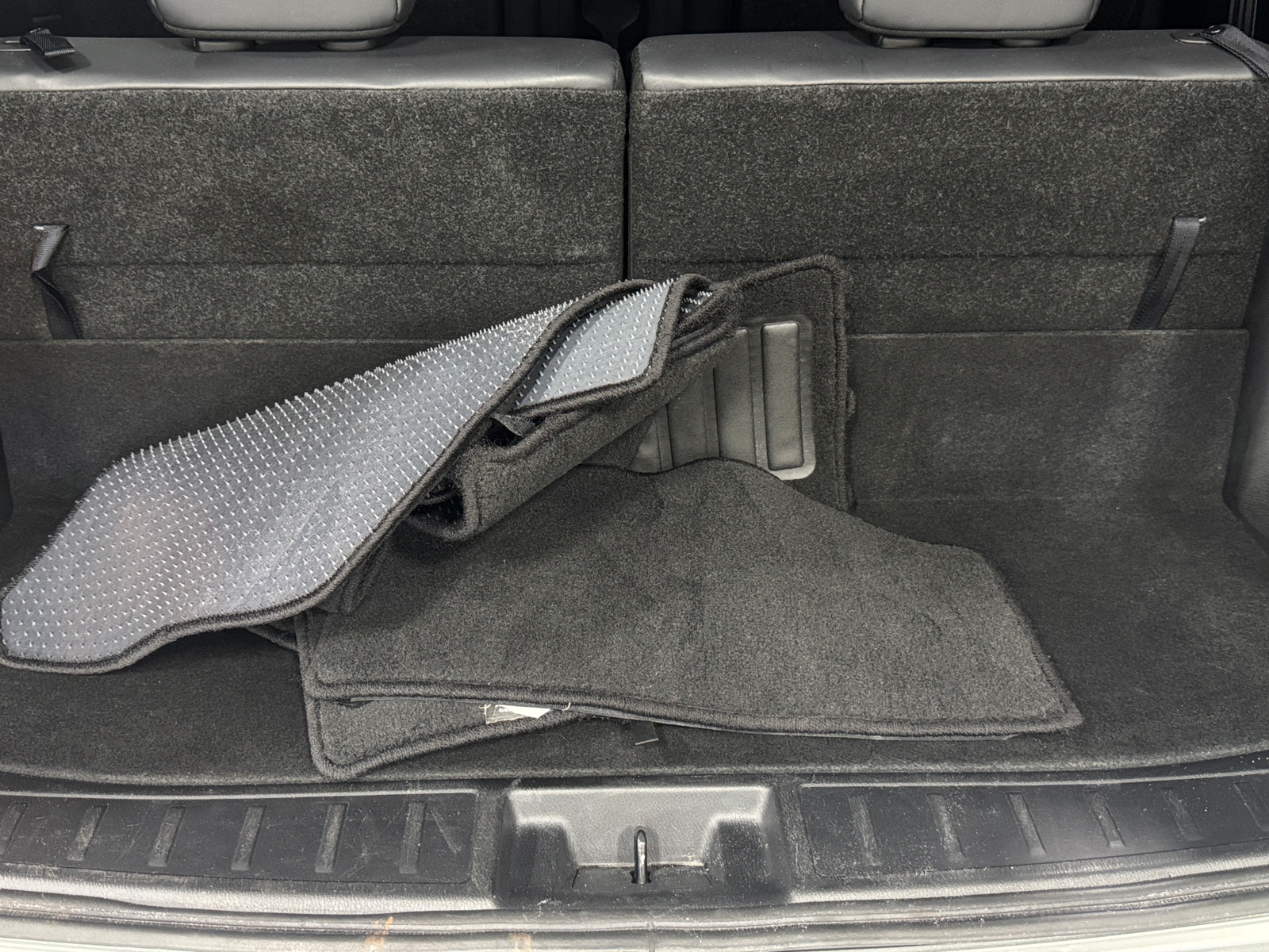 Thumbnail: 2022 Mitsubishi Outlander - 7