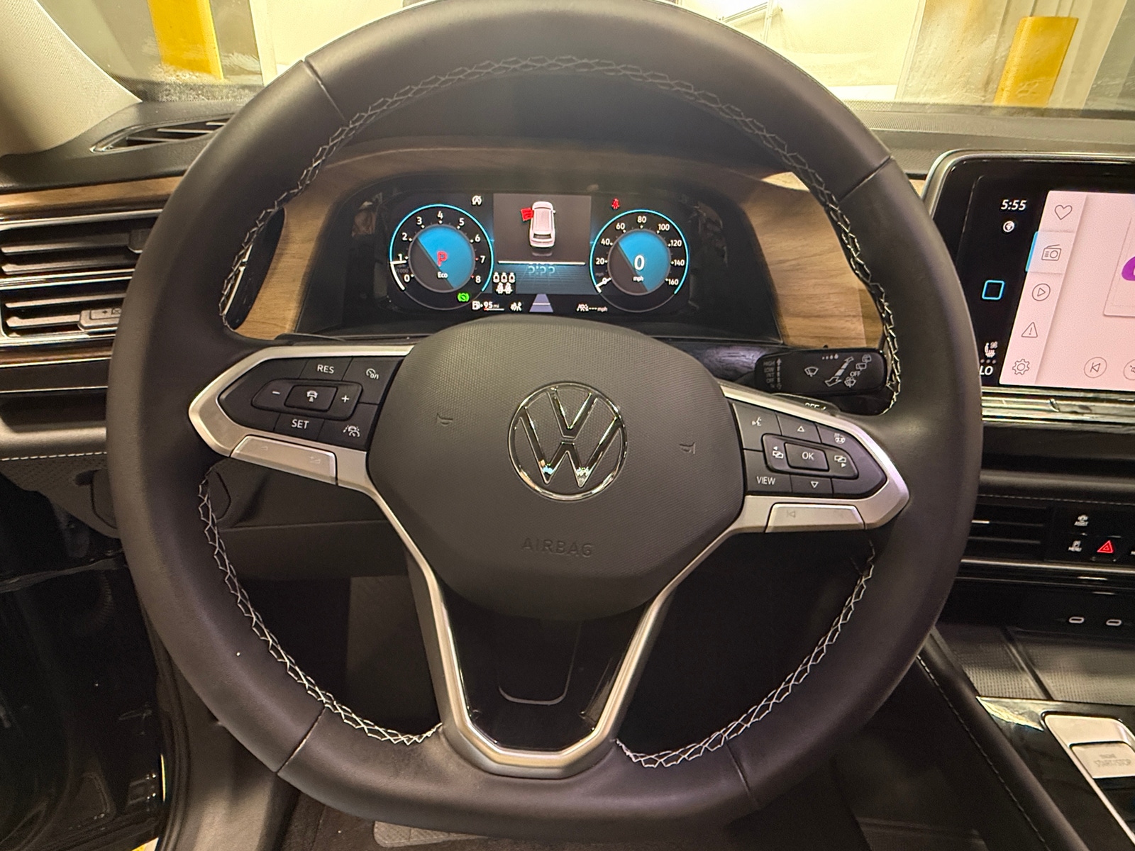 Thumbnail: 2024 Volkswagen Atlas - 4