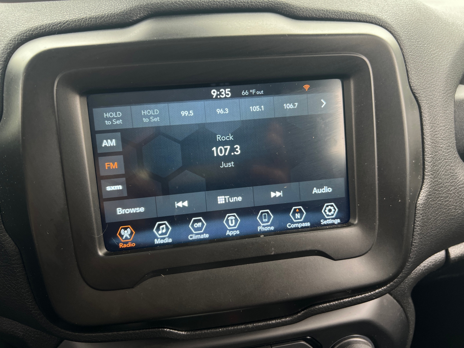 Thumbnail: 2021 Jeep Renegade - 4