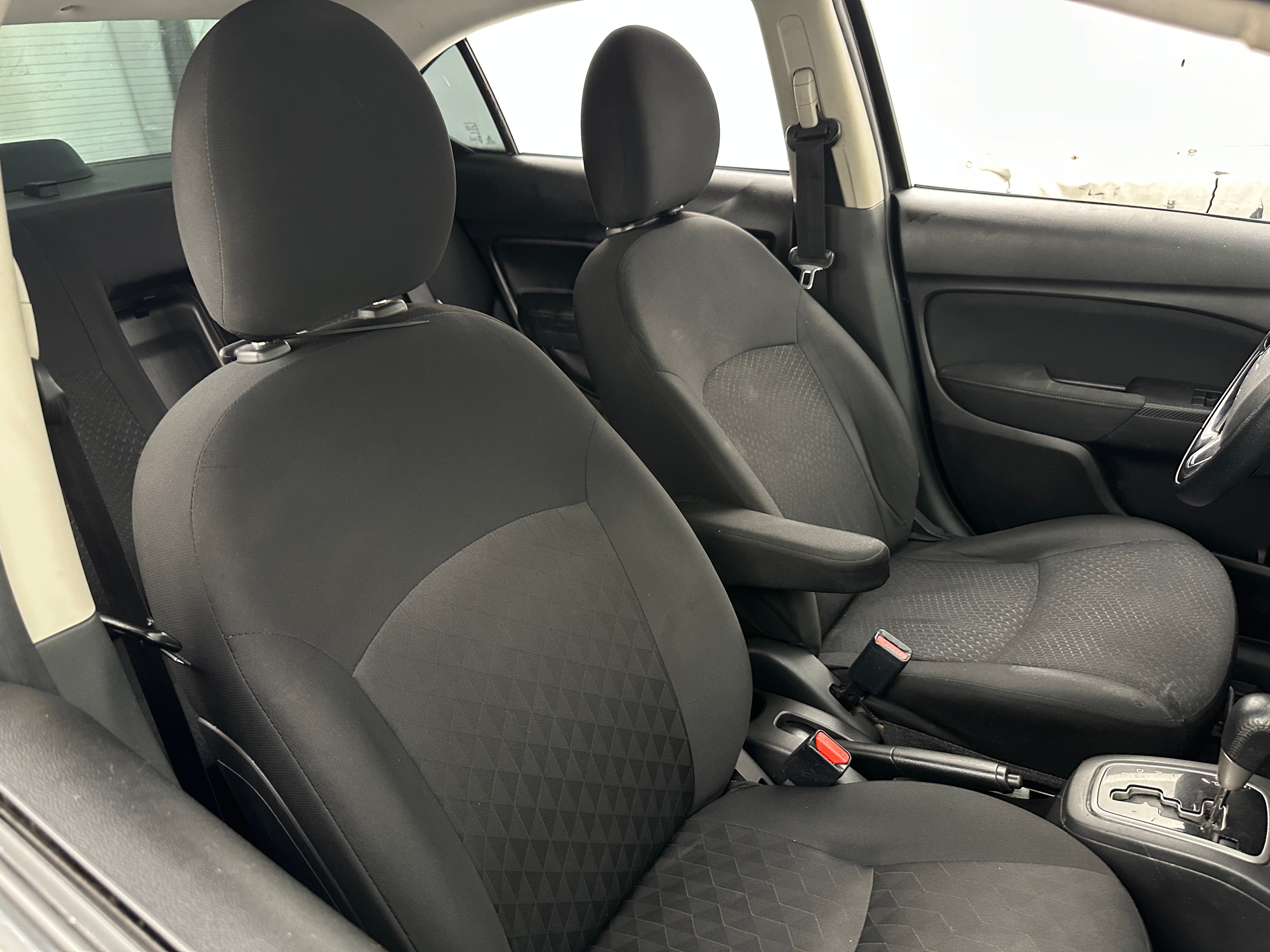 2023 Mitsubishi Mirage G4