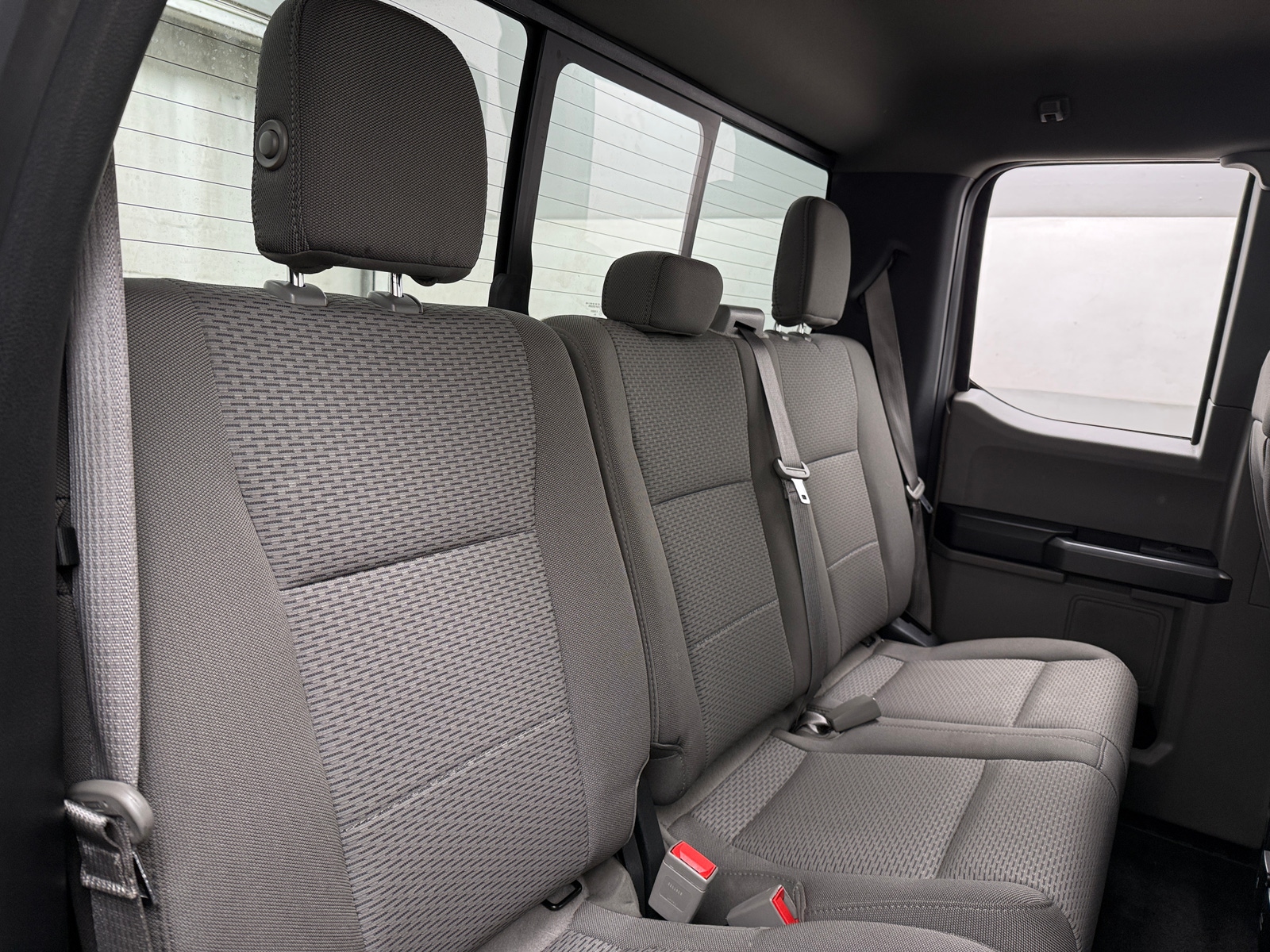 Thumbnail: 2018 Ford Econoline - 6