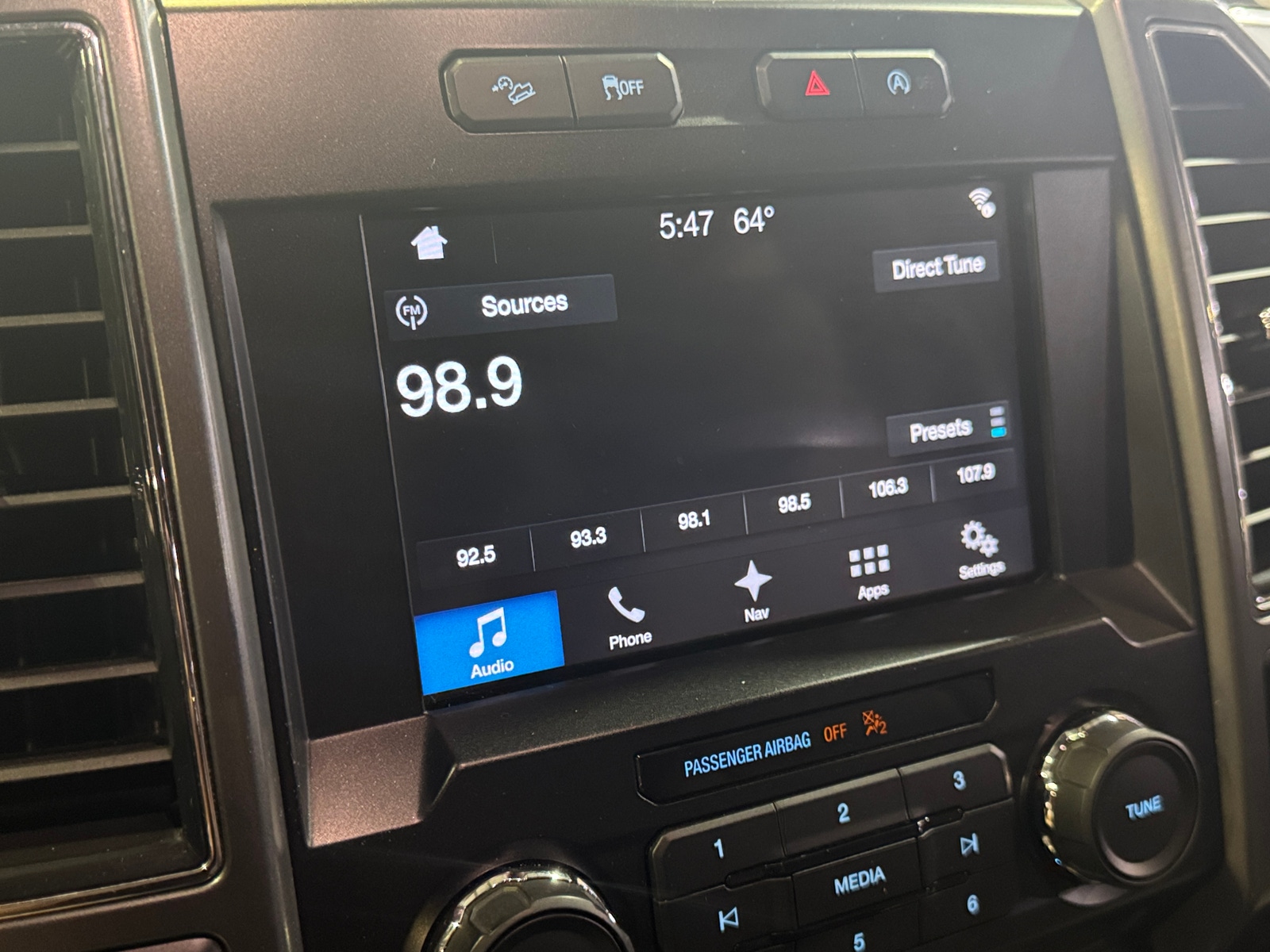 Thumbnail: 2018 Ford Econoline - 4