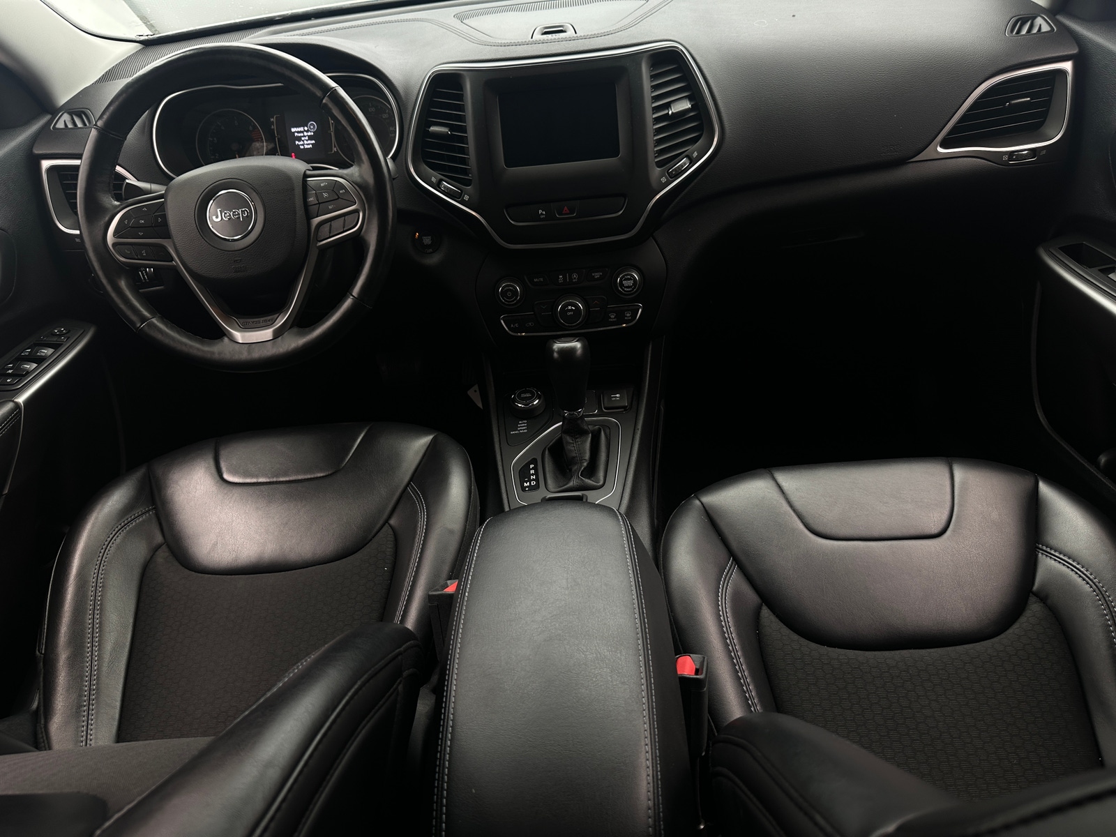 Thumbnail: 2019 Jeep Cherokee - 3