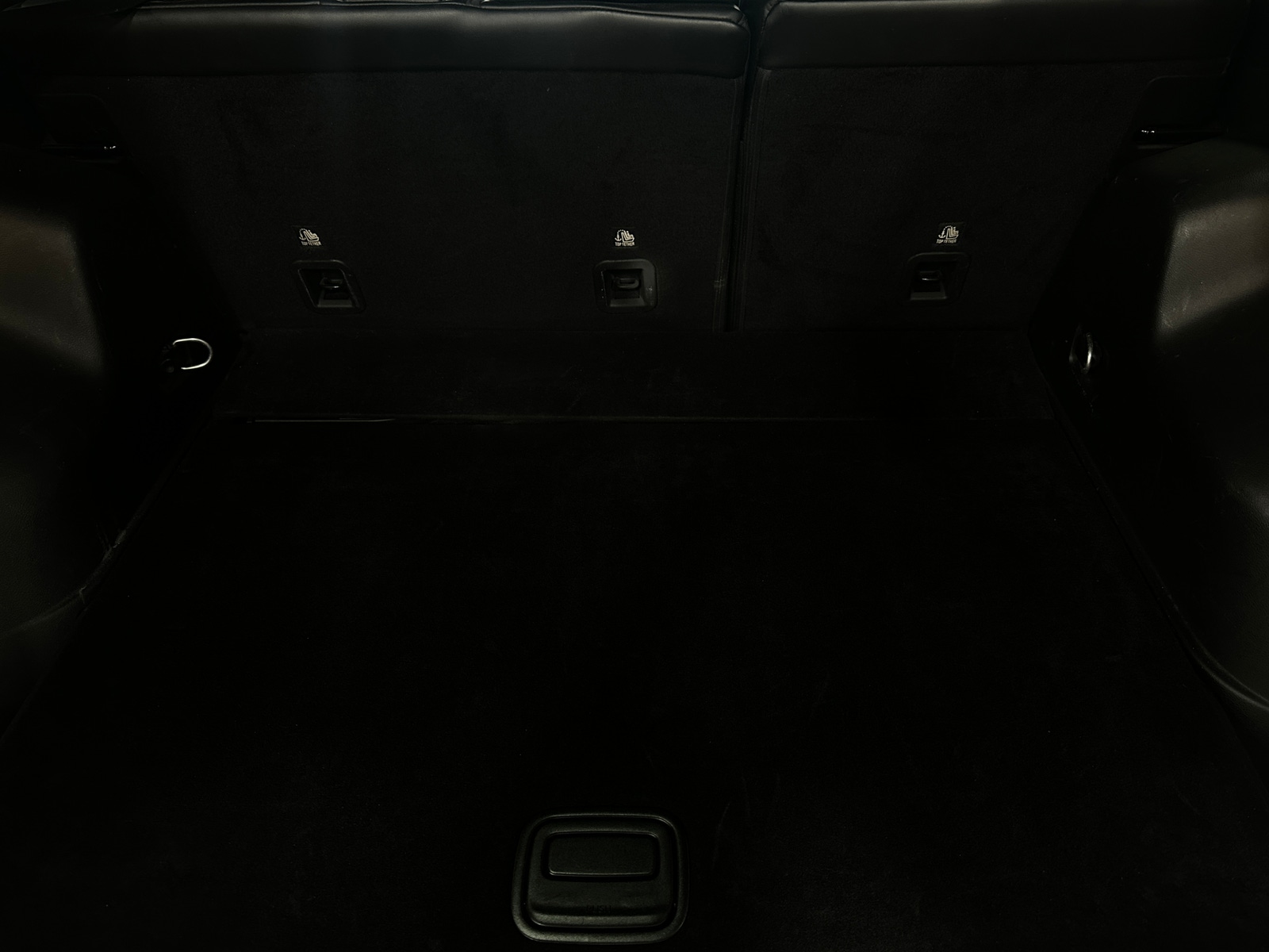 Thumbnail: 2019 Jeep Cherokee - 7