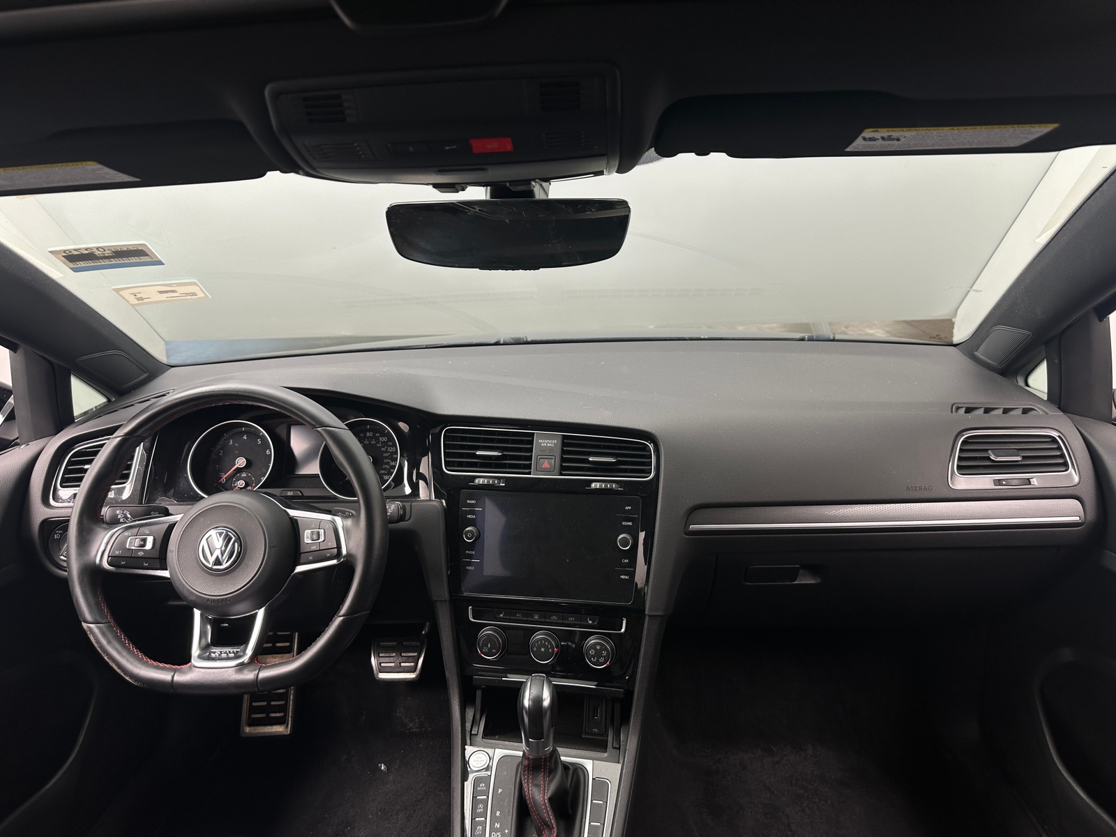 Thumbnail: 2019 Volkswagen Golf - 2