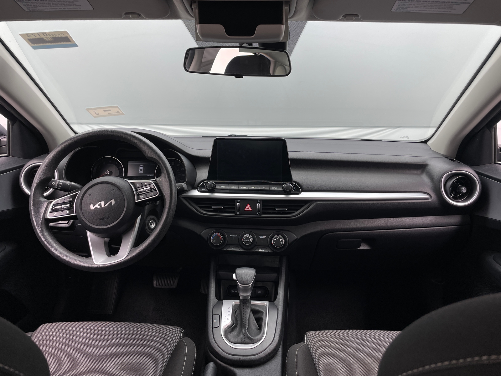 Thumbnail: 2024 Kia Forte - 3