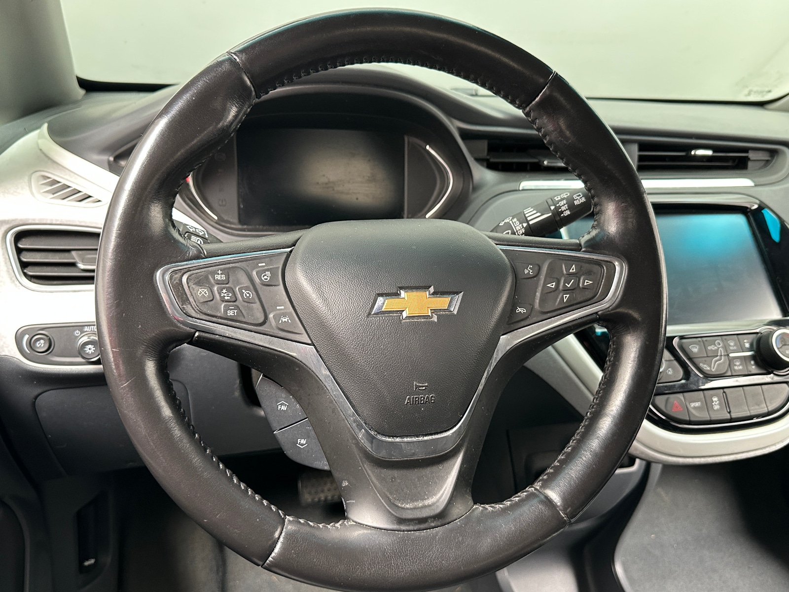 Thumbnail: 2020 Chevrolet Bolt EV - 4