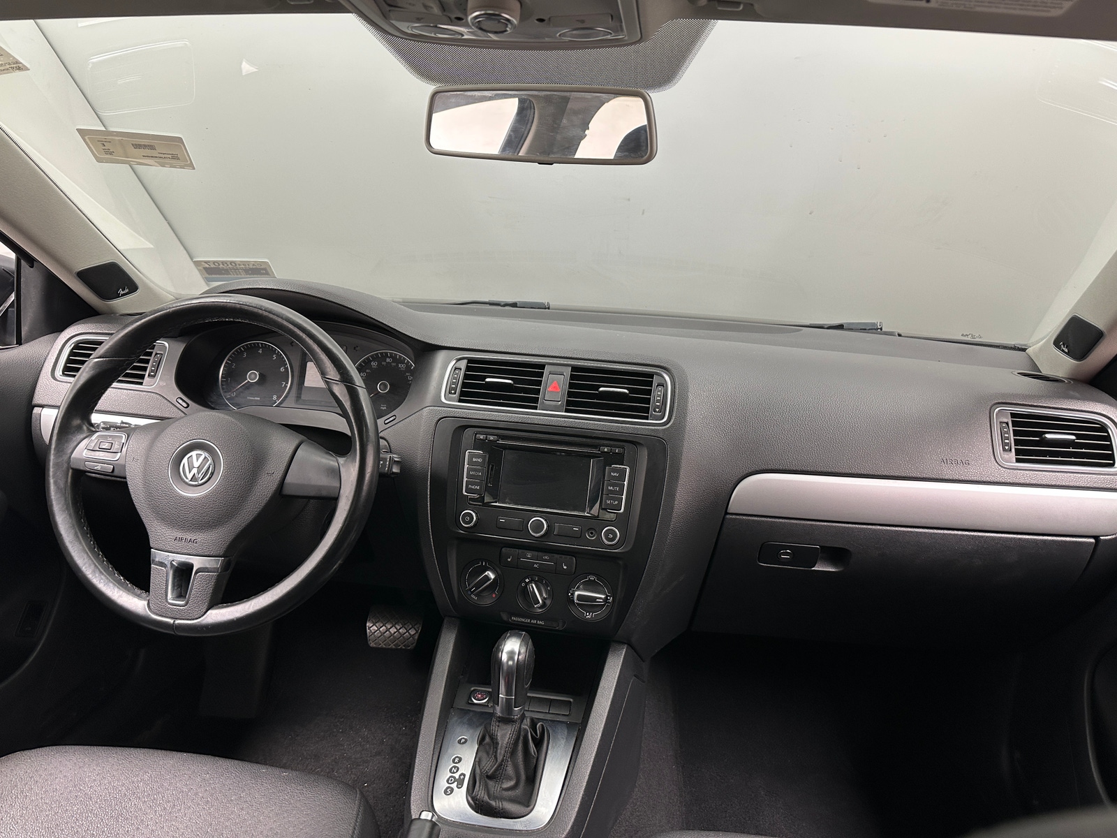 Thumbnail: 2012 Volkswagen Jetta - 2