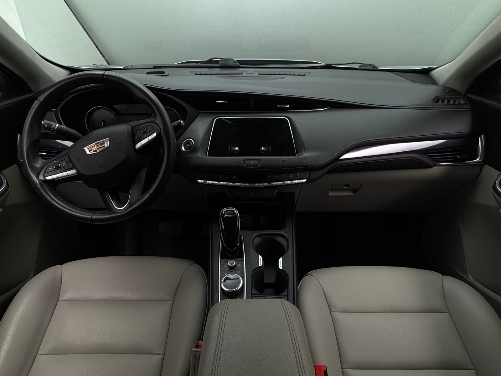 Thumbnail: 2021 Cadillac XT4 - 2