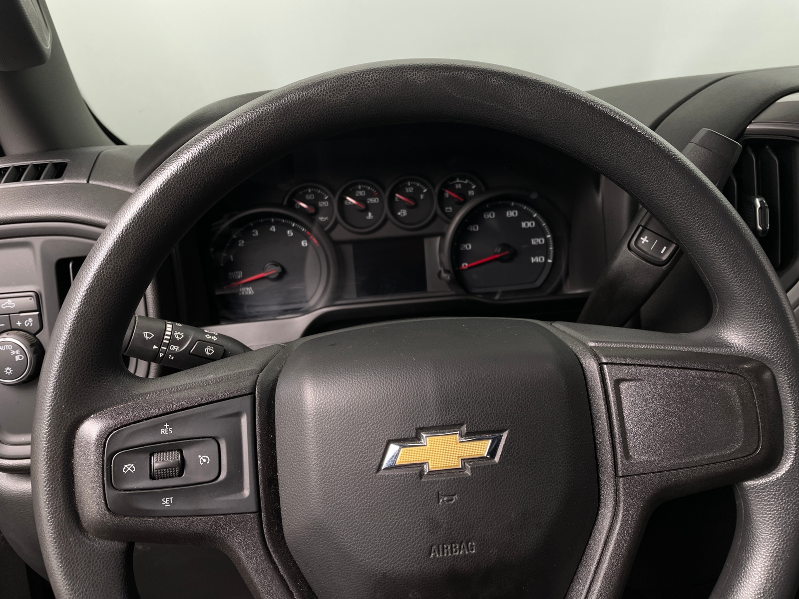 Thumbnail: 2022 Chevrolet Silverado 1500 - 5