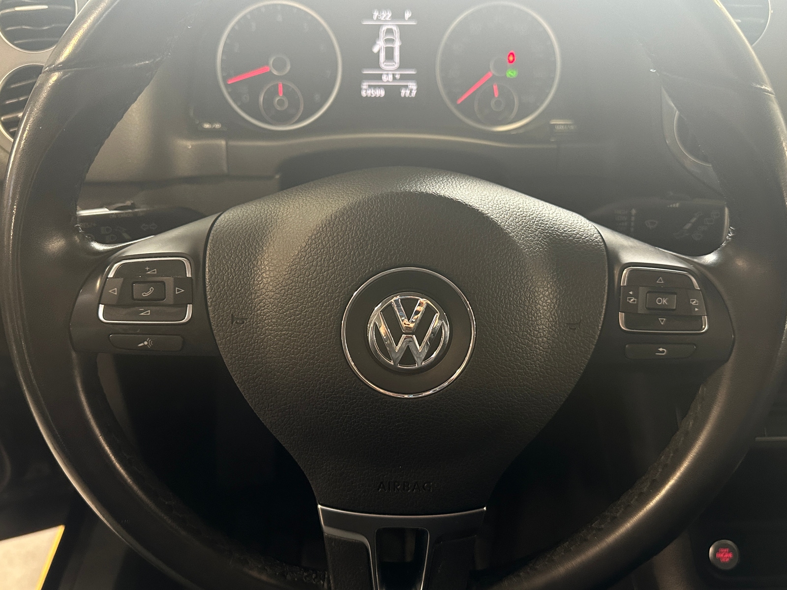 Thumbnail: 2018 Volkswagen Tiguan - 5