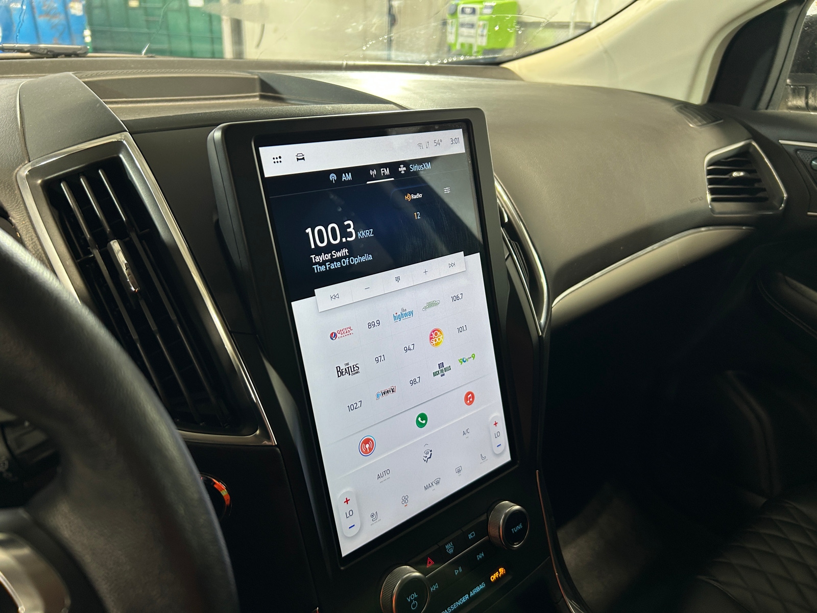 Thumbnail: 2024 Ford Edge - 3