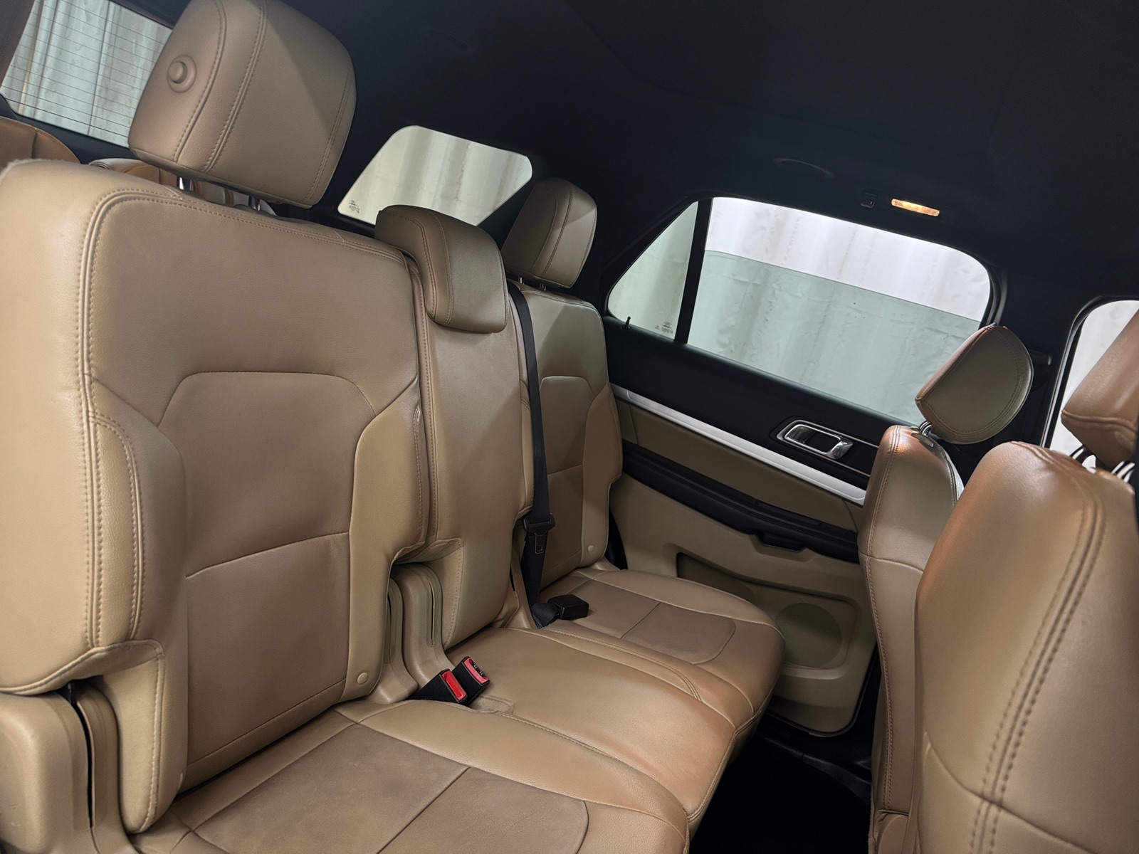 Thumbnail: 2016 Ford Explorer - 5