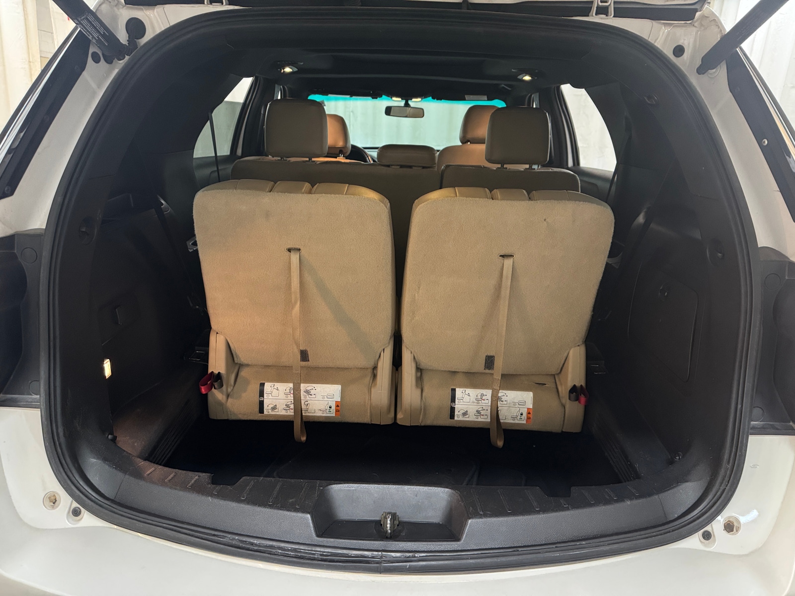 Thumbnail: 2016 Ford Explorer - 6