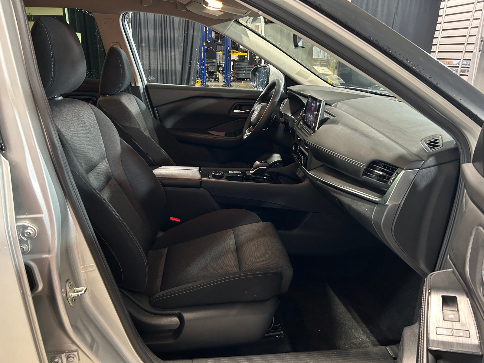 Thumbnail: 2024 Nissan Rogue - 2