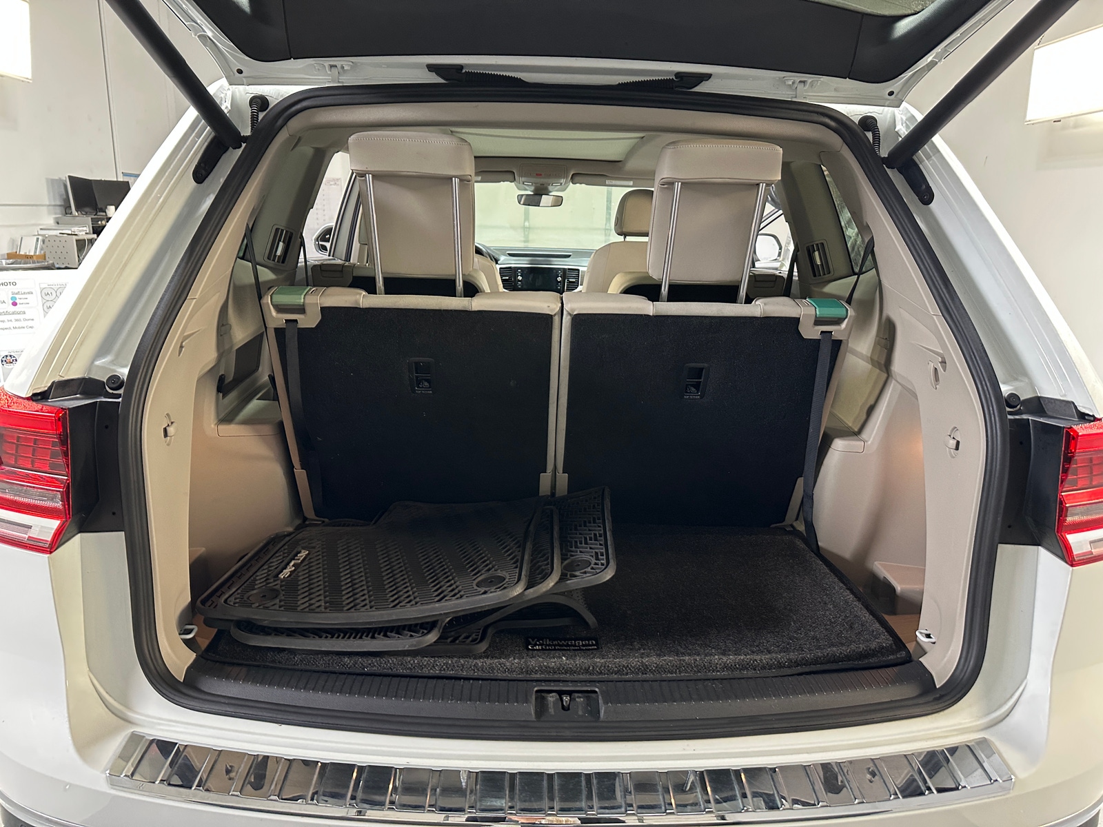 Thumbnail: 2019 Volkswagen Atlas - 7