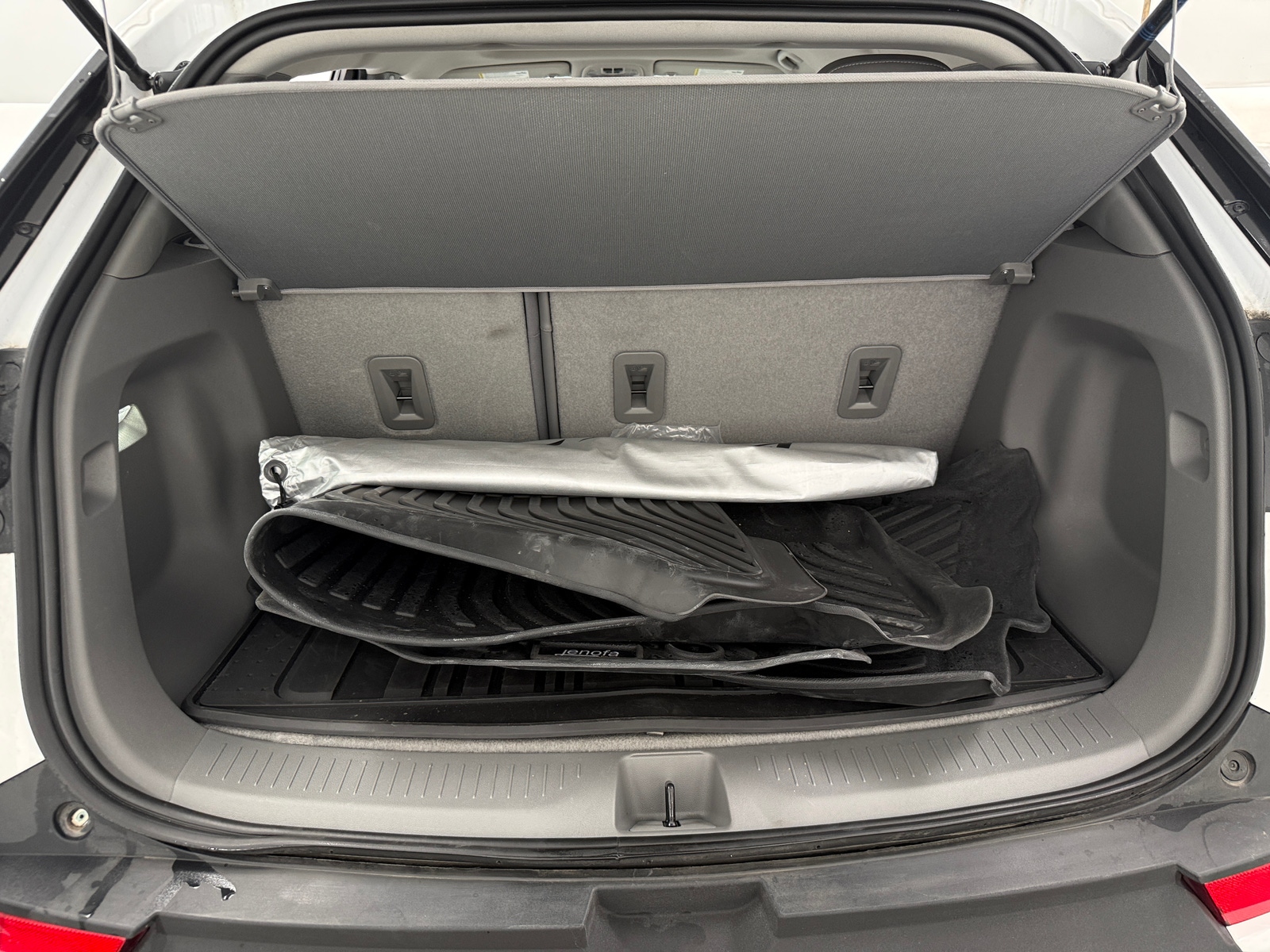 Thumbnail: 2022 Chevrolet Bolt EUV - 6