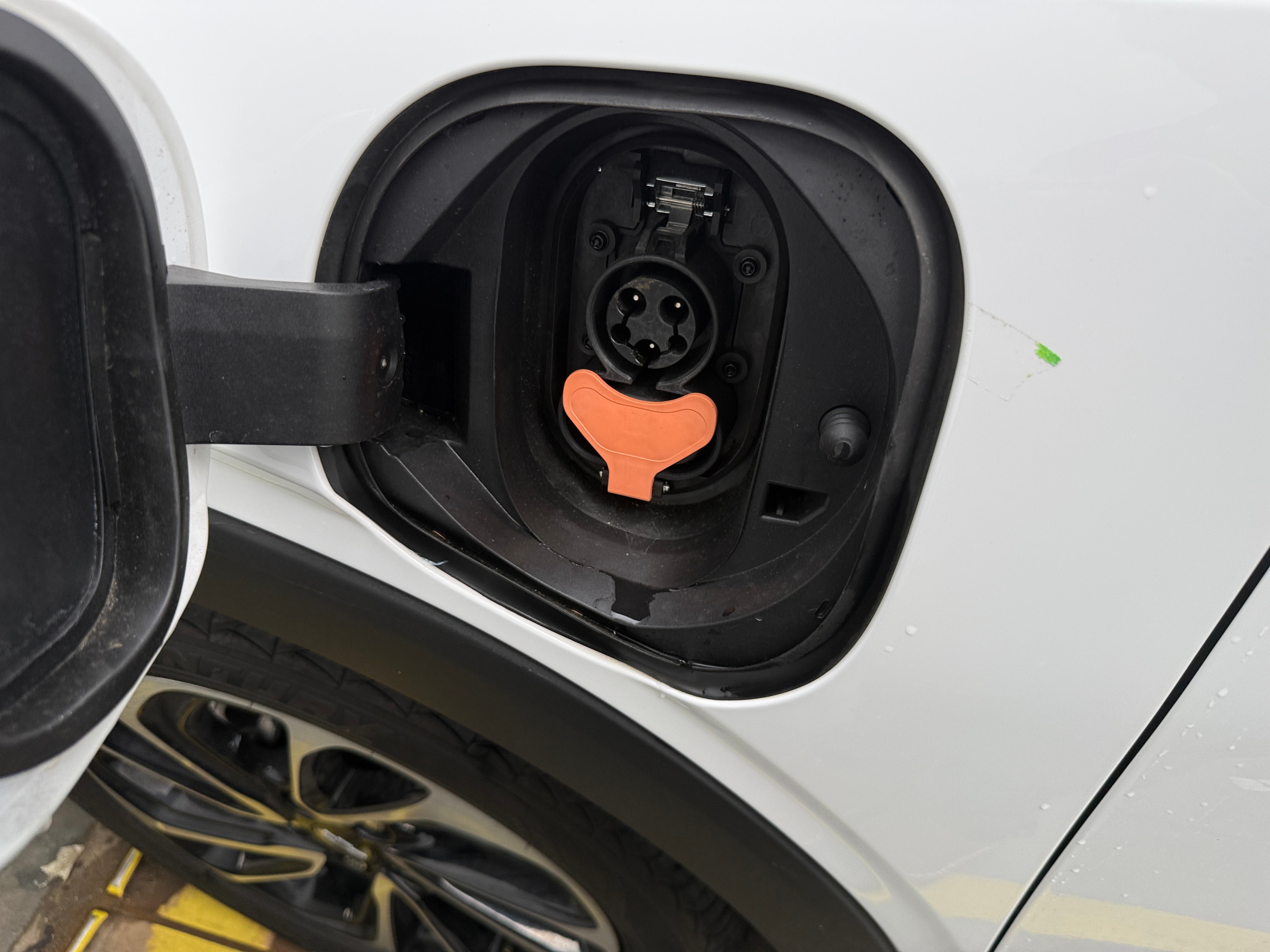 Used 2022 Chevrolet Bolt EUV Premier with VIN 1G1FZ6S01N4132628 for sale in Oak Creek, WI