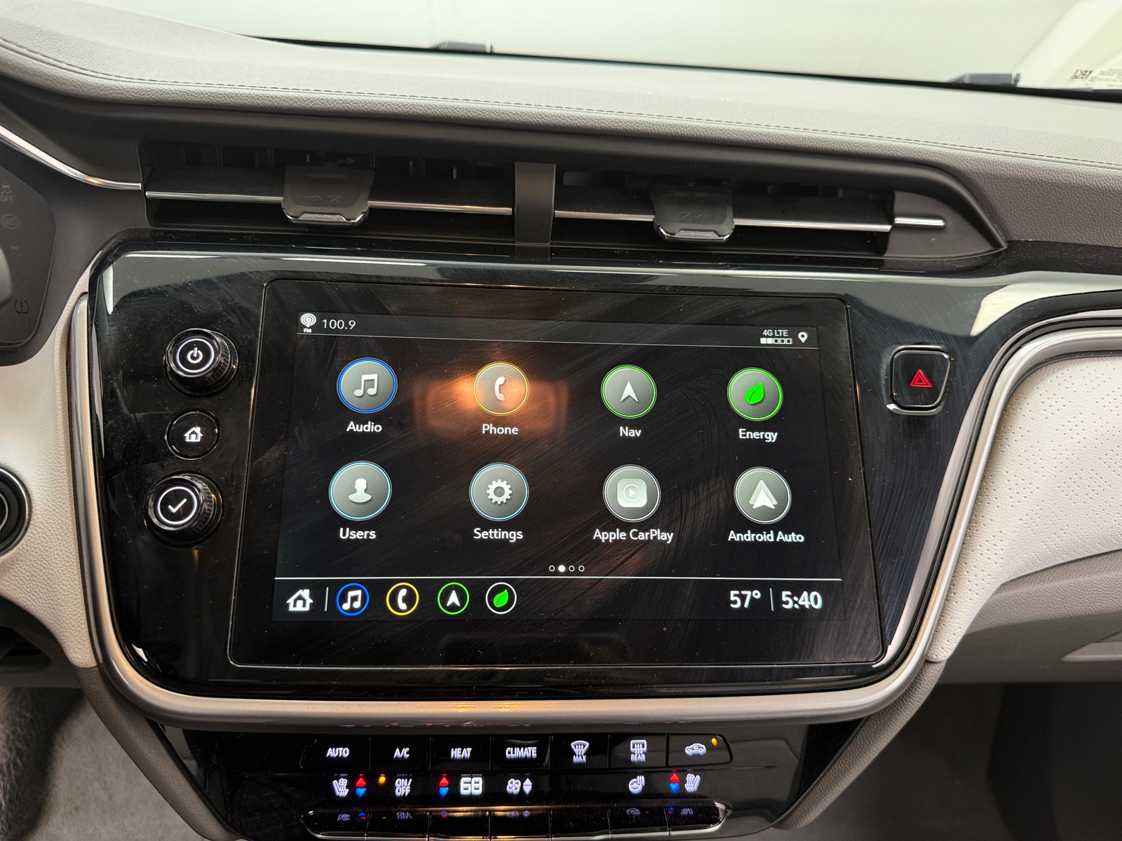 Thumbnail: 2022 Chevrolet Bolt EUV - 3