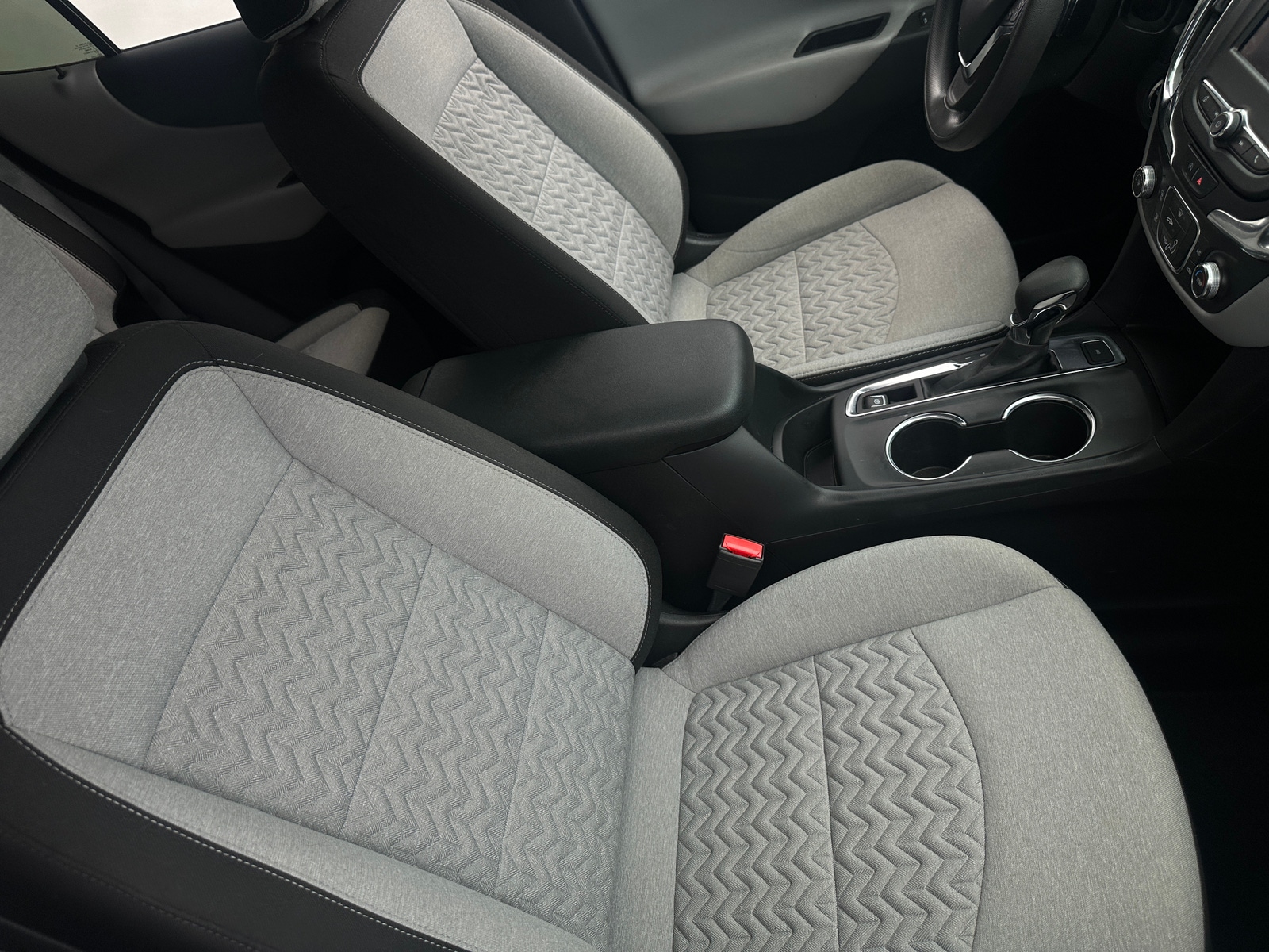 Thumbnail: 2024 Chevrolet Equinox - 2