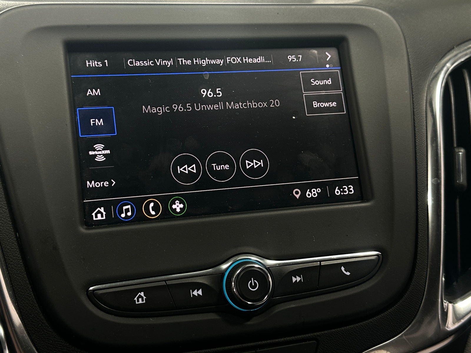 Thumbnail: 2024 Chevrolet Equinox - 4