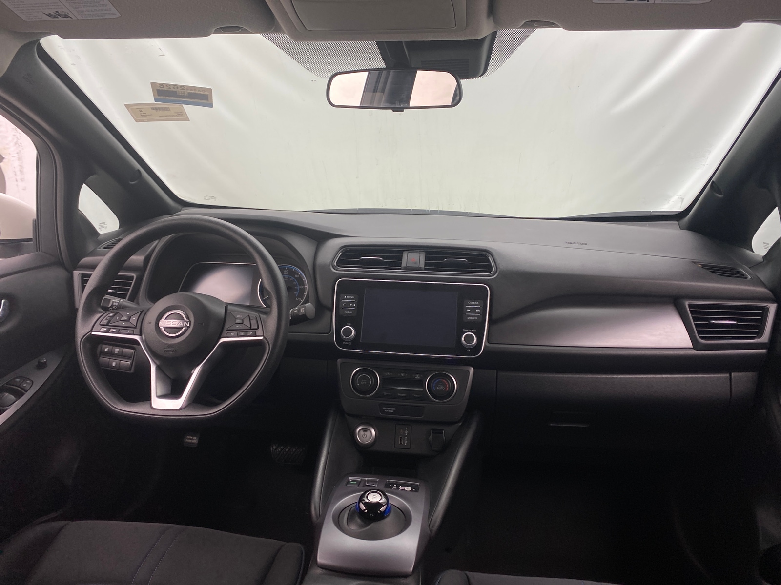 Thumbnail: 2023 Nissan Leaf - 3