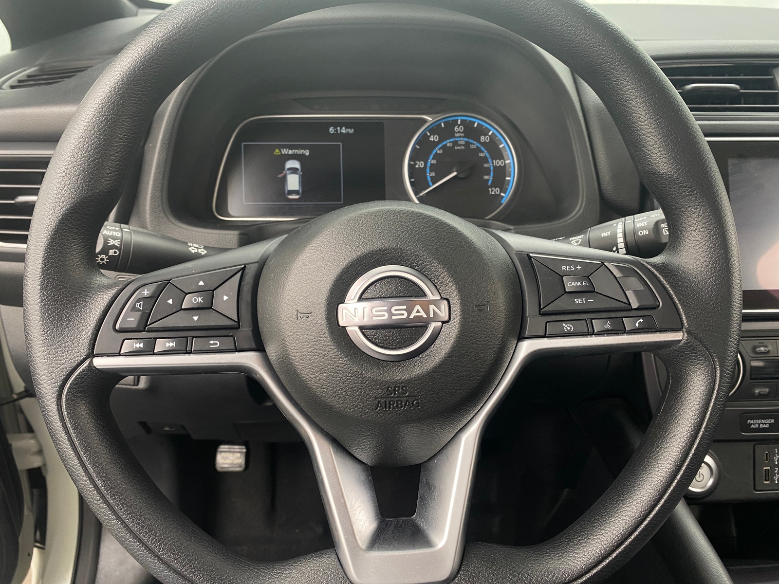 Thumbnail: 2023 Nissan Leaf - 5