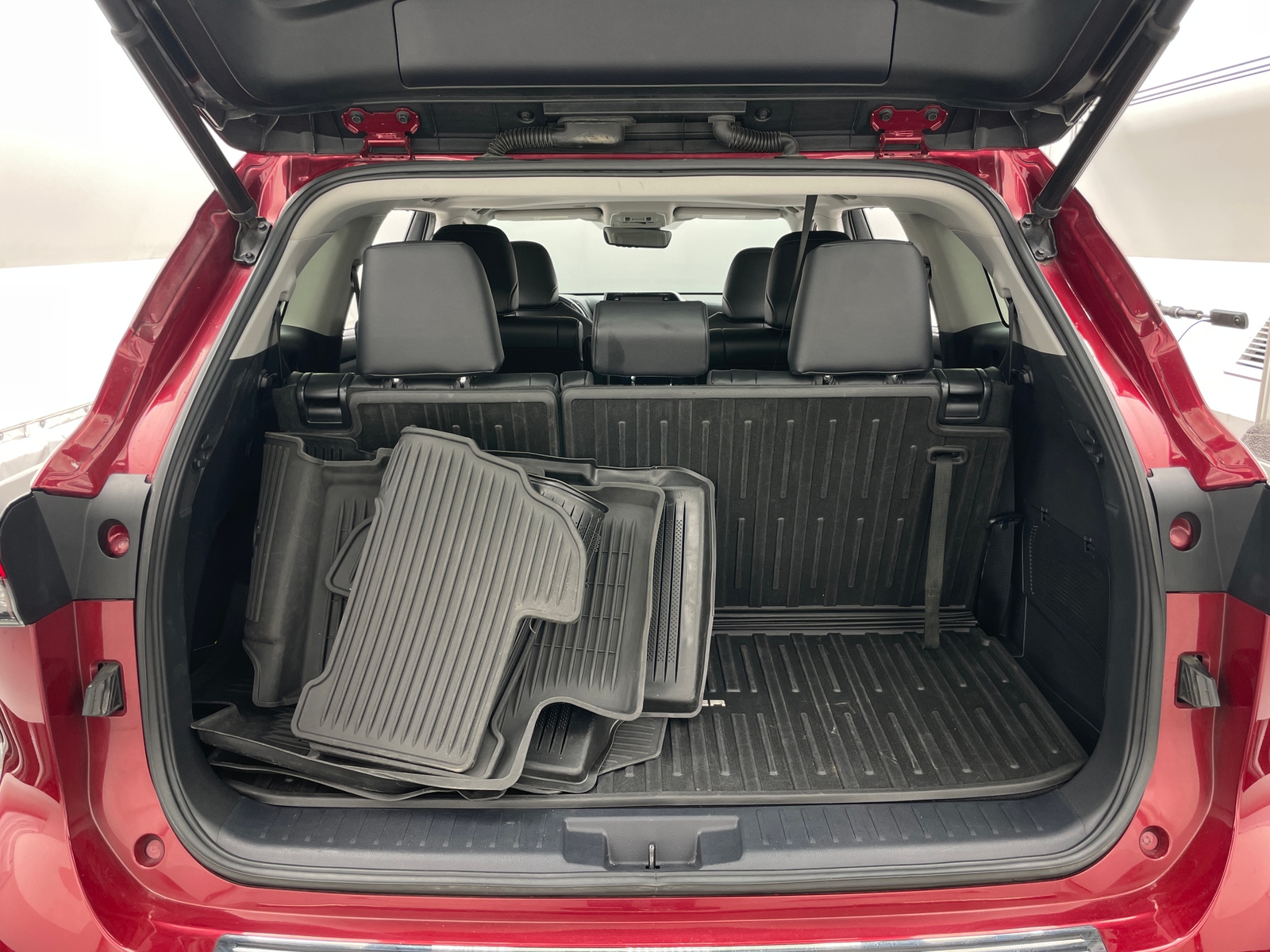 Thumbnail: 2022 Toyota Highlander - 7